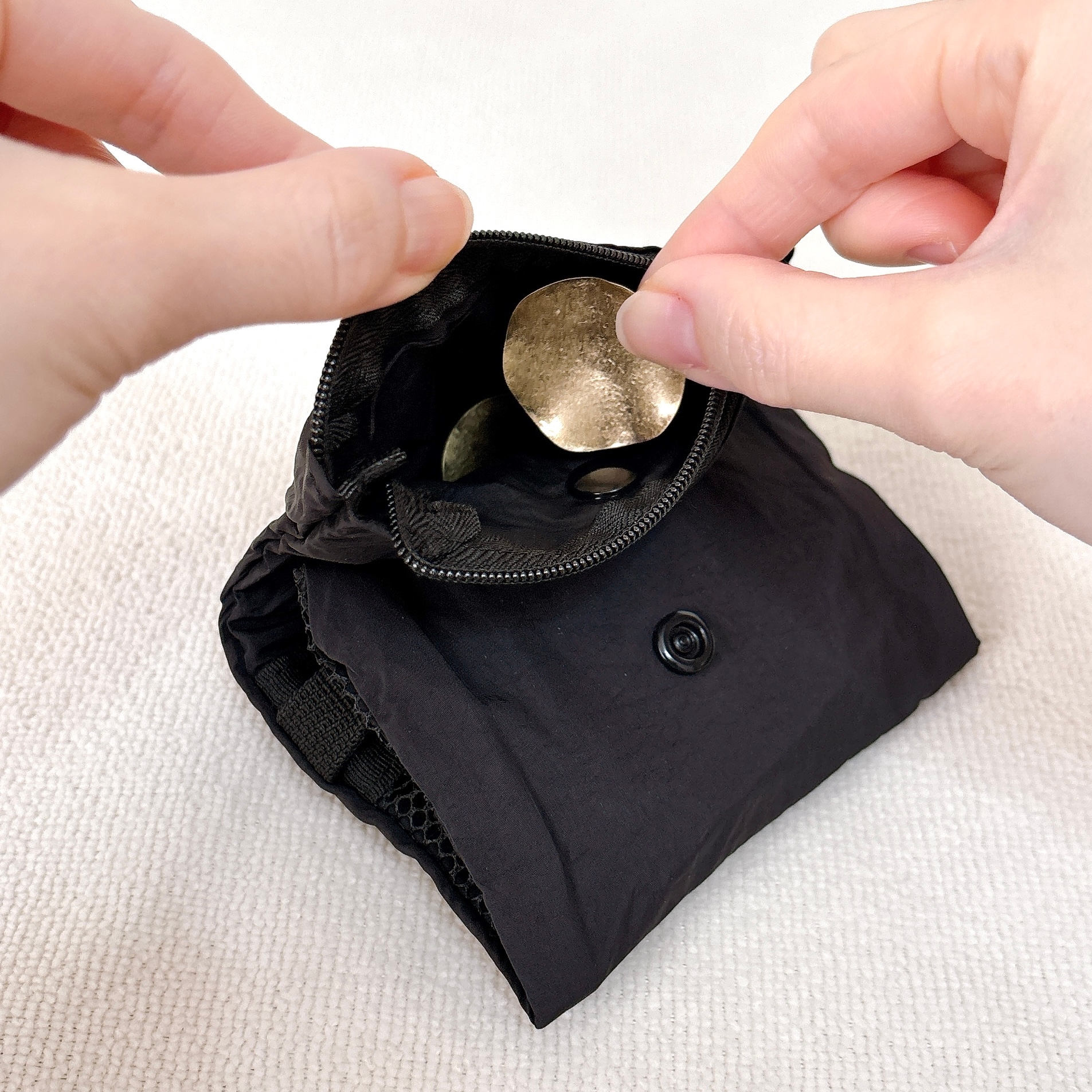 3coins「3段小物ポーチ」