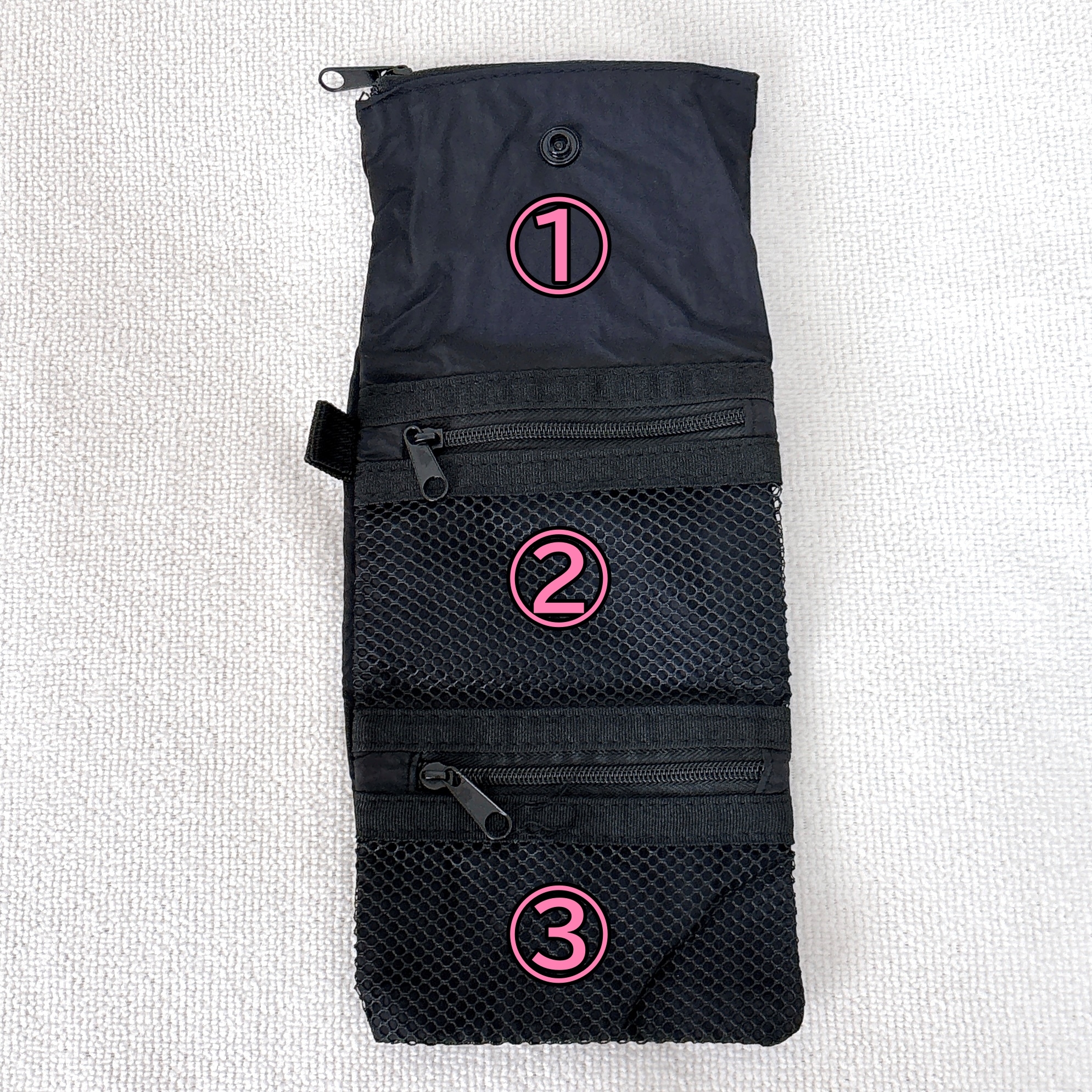 3coins「3段小物ポーチ」