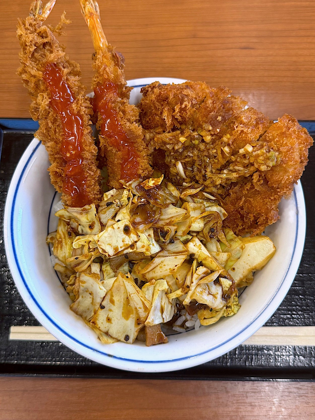 かつやの「かつやの中華ざんまい丼」