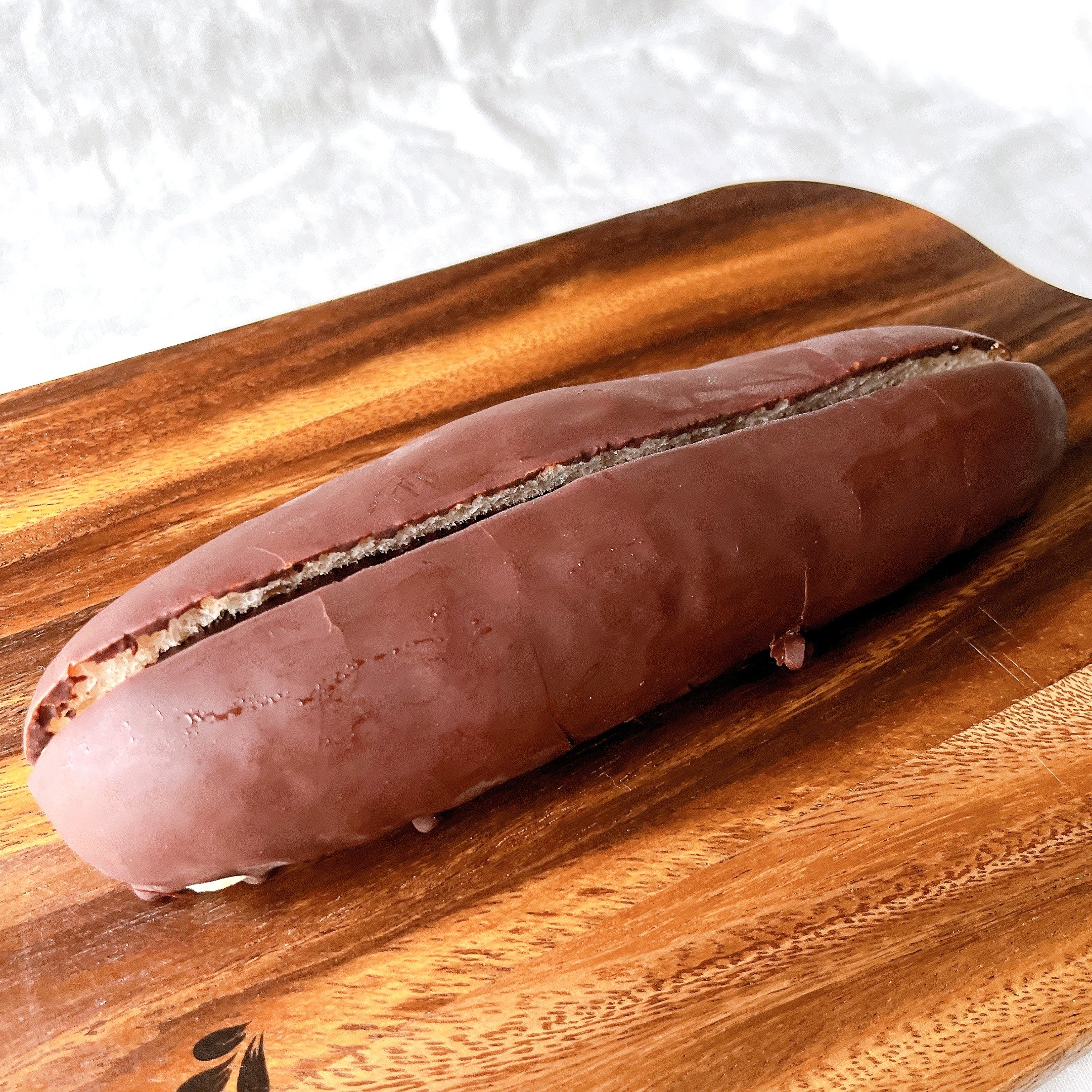 セブンイレブンの「チョコ&ホイップロール」