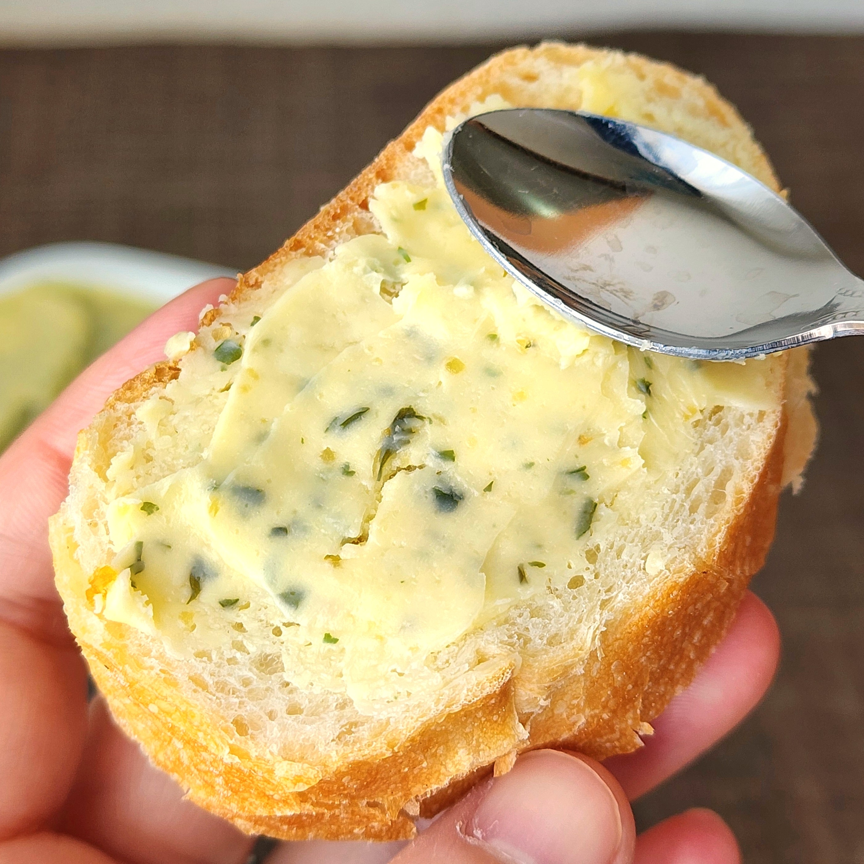 ドン・キホーテ「情熱価格 ましまし塗るガーリック」