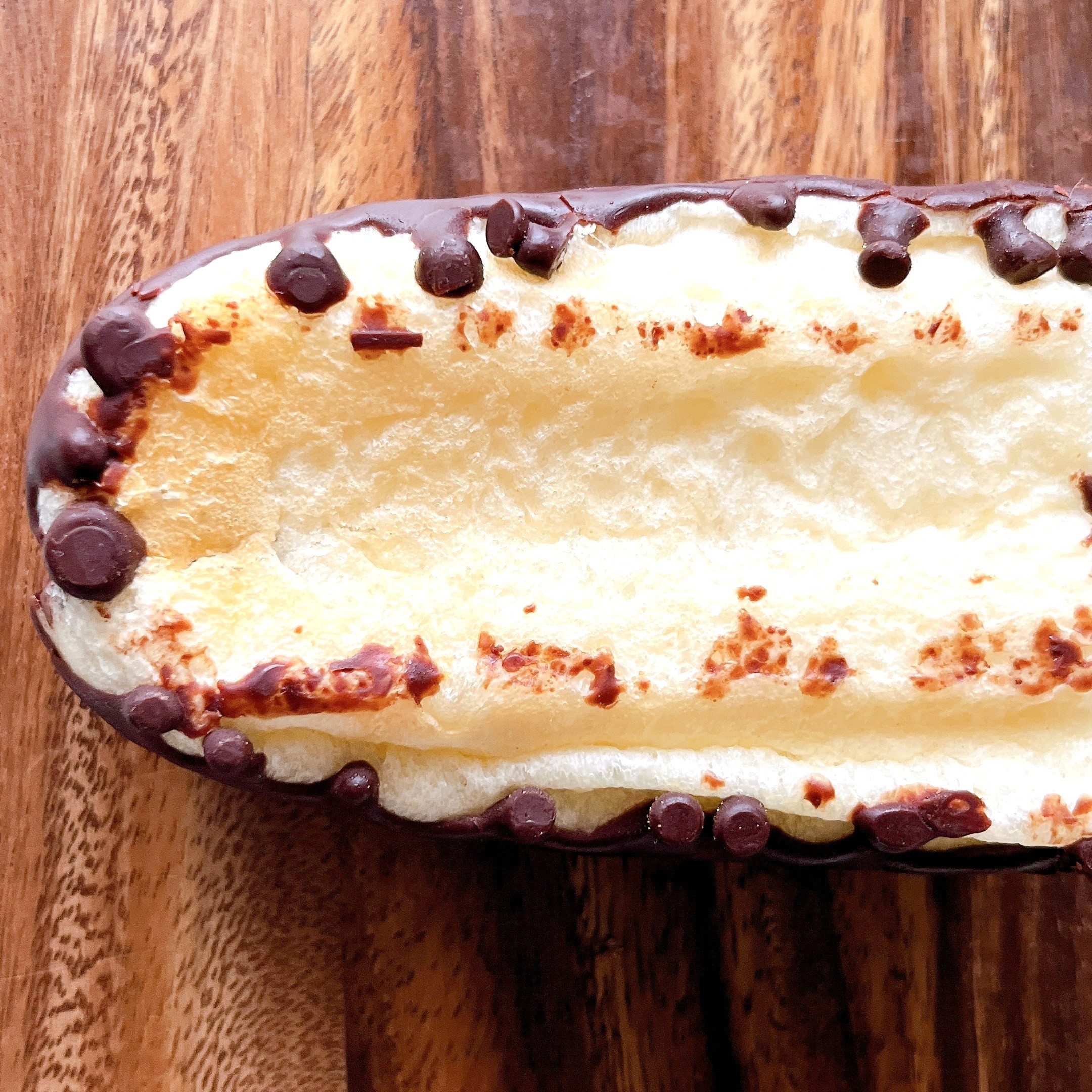 セブンイレブンの「チョコ&ホイップロール」