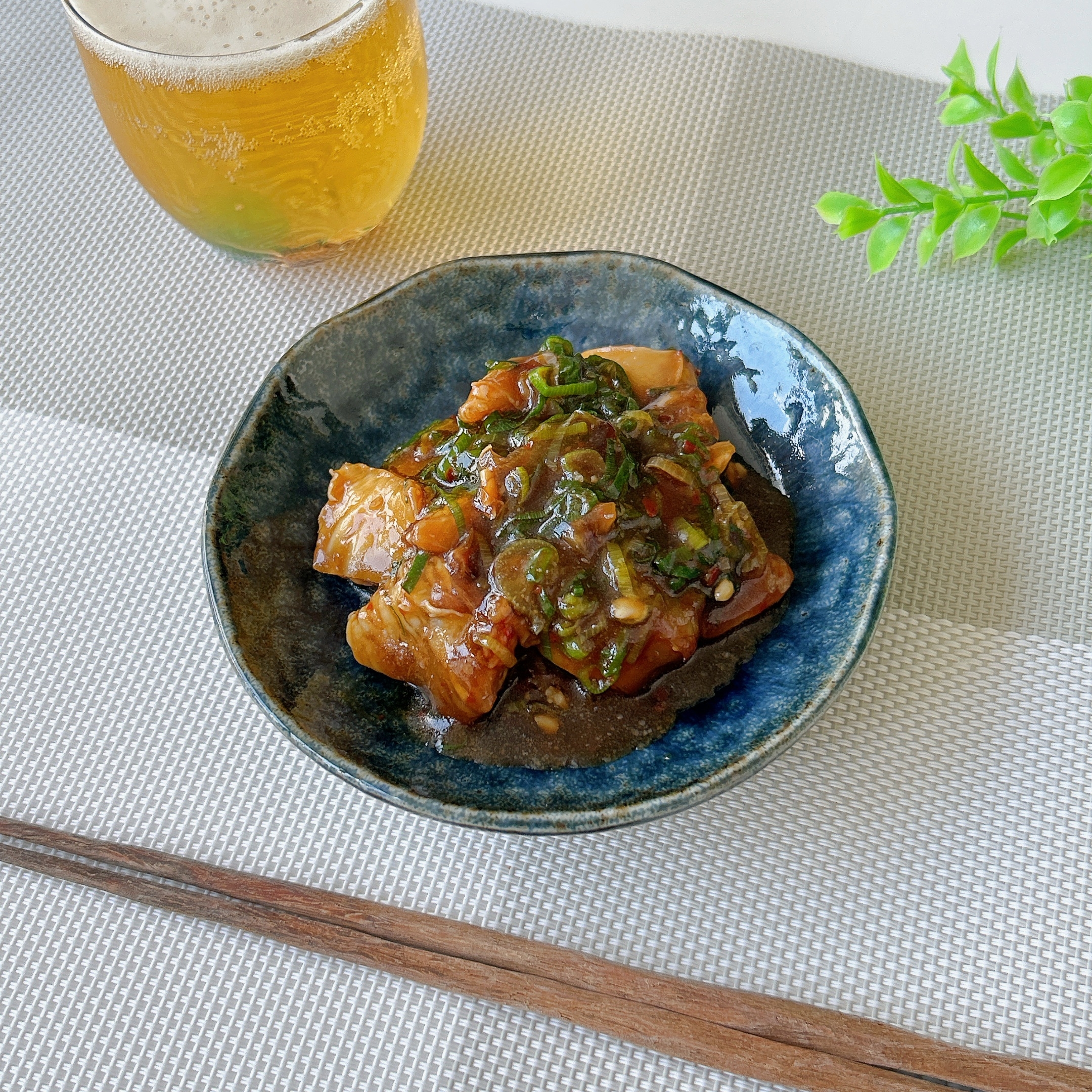 セブン-イレブンの「7プレミアム ねぎ盛り牛すじ焼」