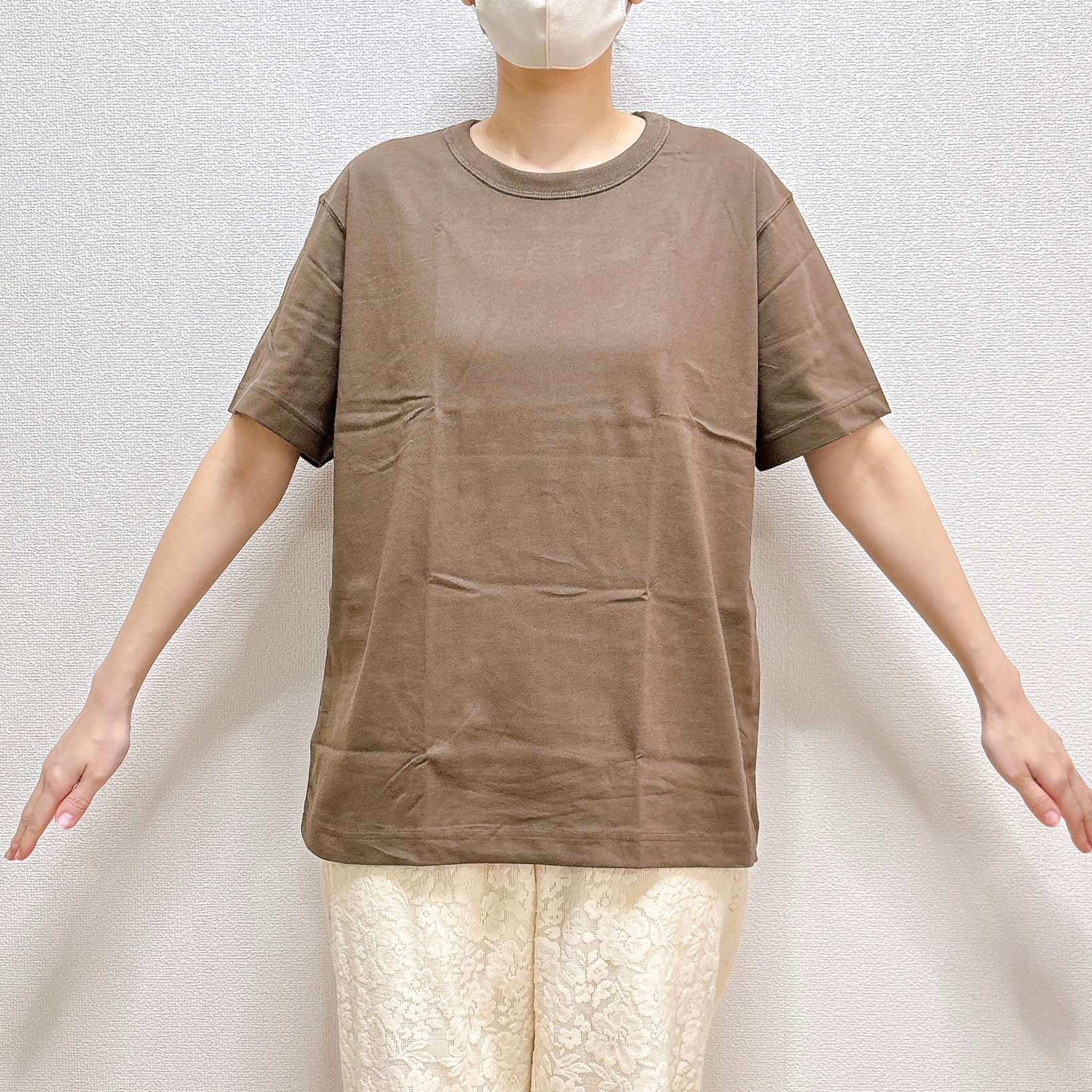 FamilyMart（ファミリーマート）「アウターTシャツ ブラウン」