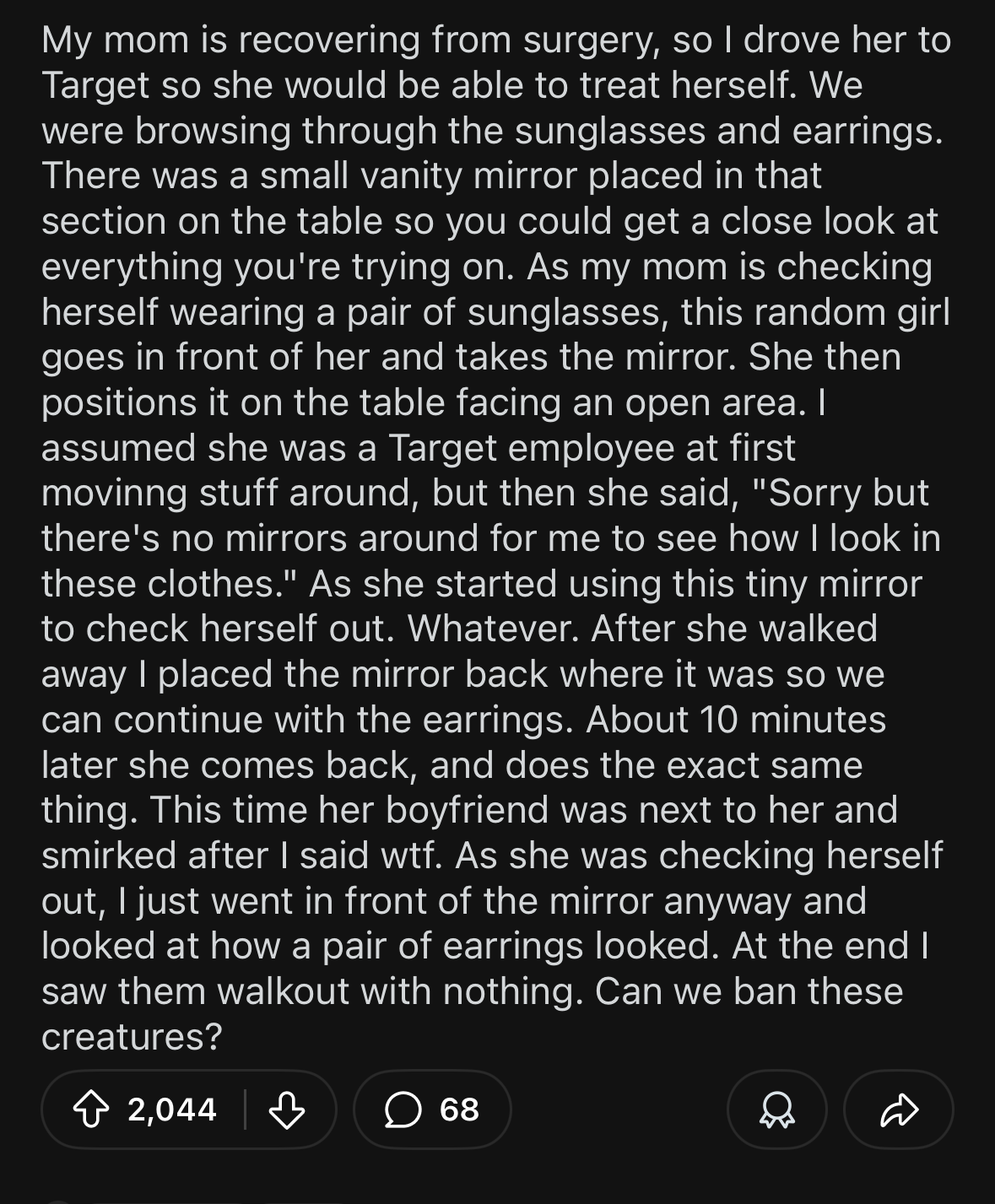 Reddit post about a person taking a mirror from Target customers to use while trying on clothes, despite the customers already using it to try on sunglasses