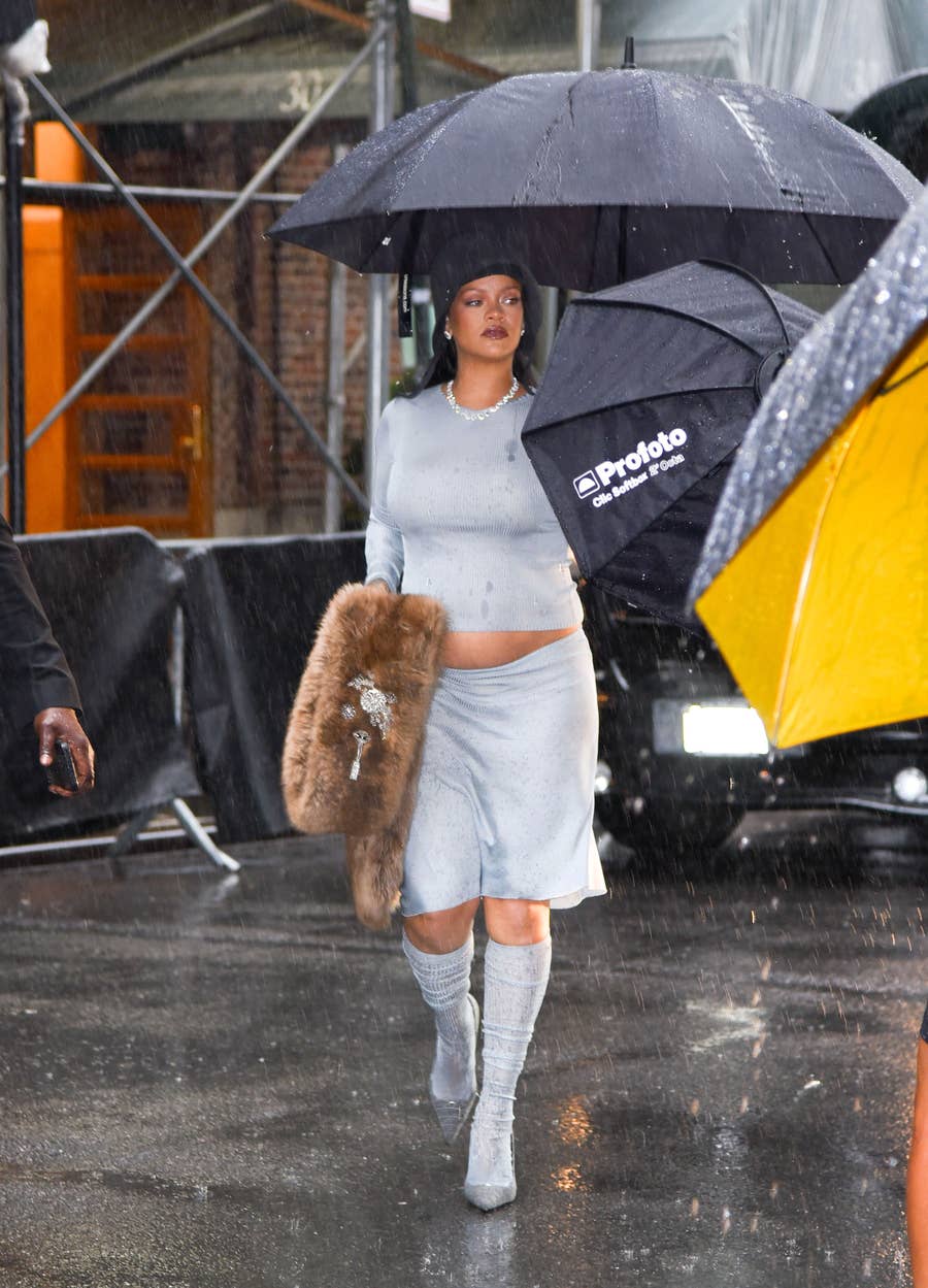 Fans React to Rihanna