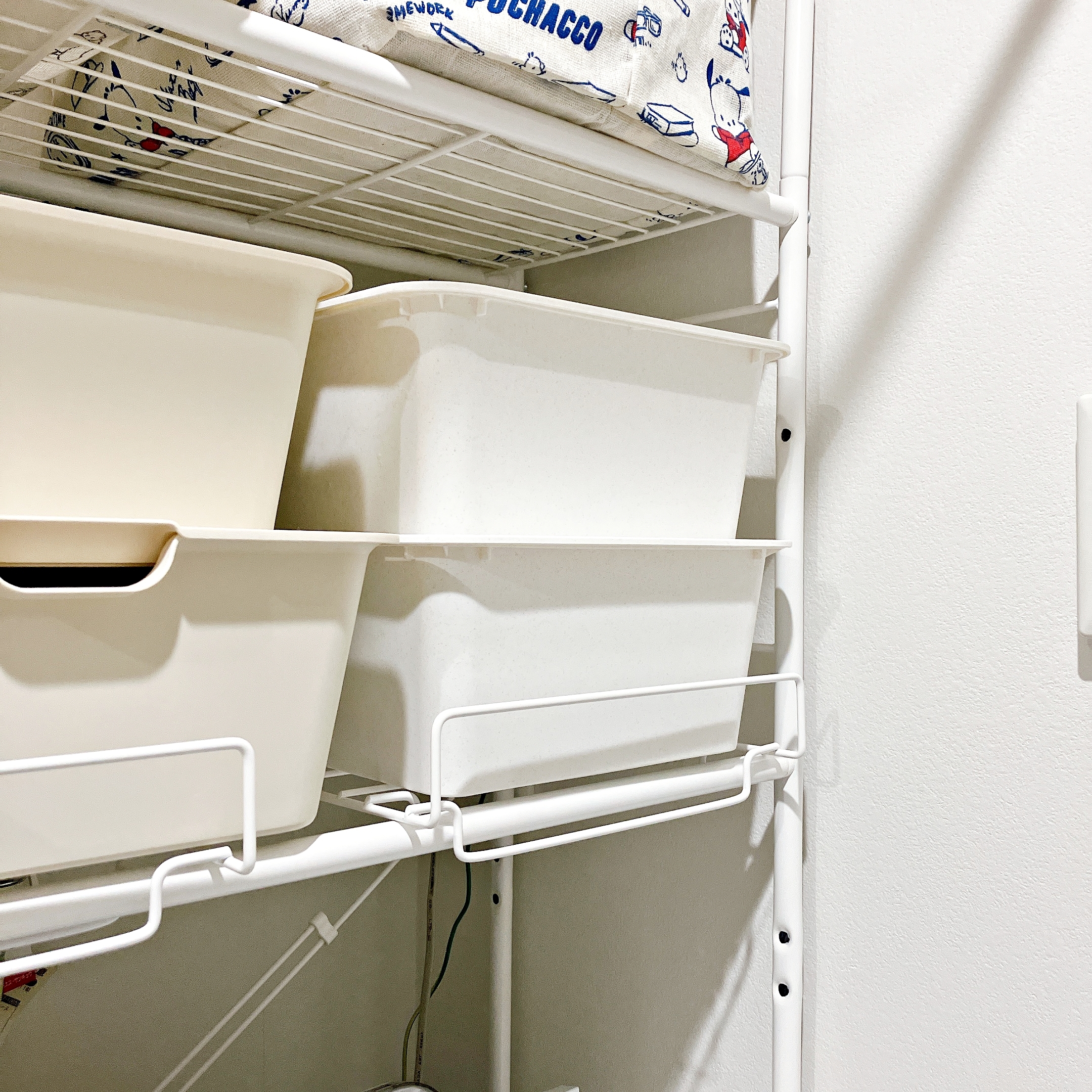 CanDo(キャンドゥ)の「フタ付きストレージボックスL」