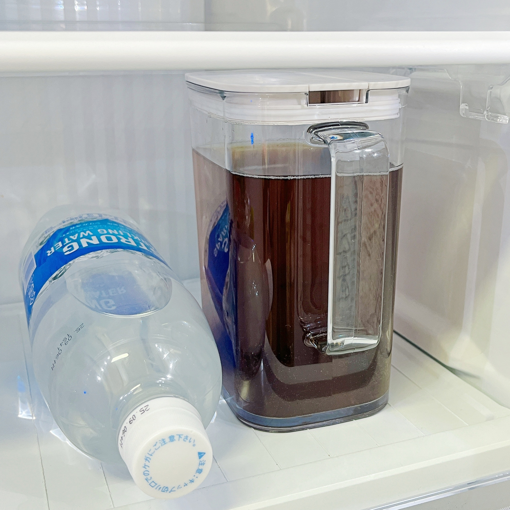 Afternoon Tea（アフタヌーンティー）の「冷蔵庫の棚に収まる冷水筒 1.2L」