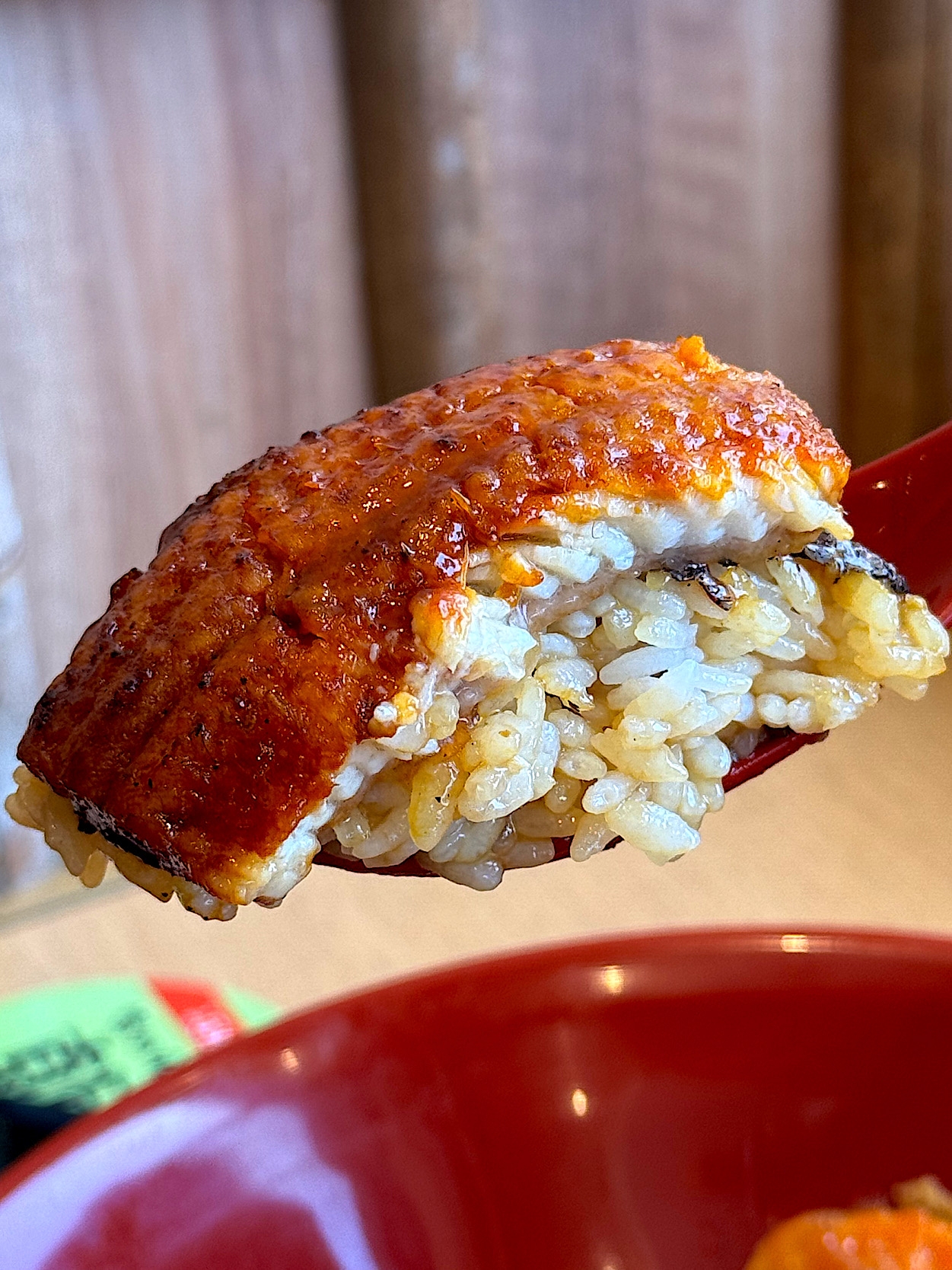 なか卯の「うなぎあいがけ親子丼」