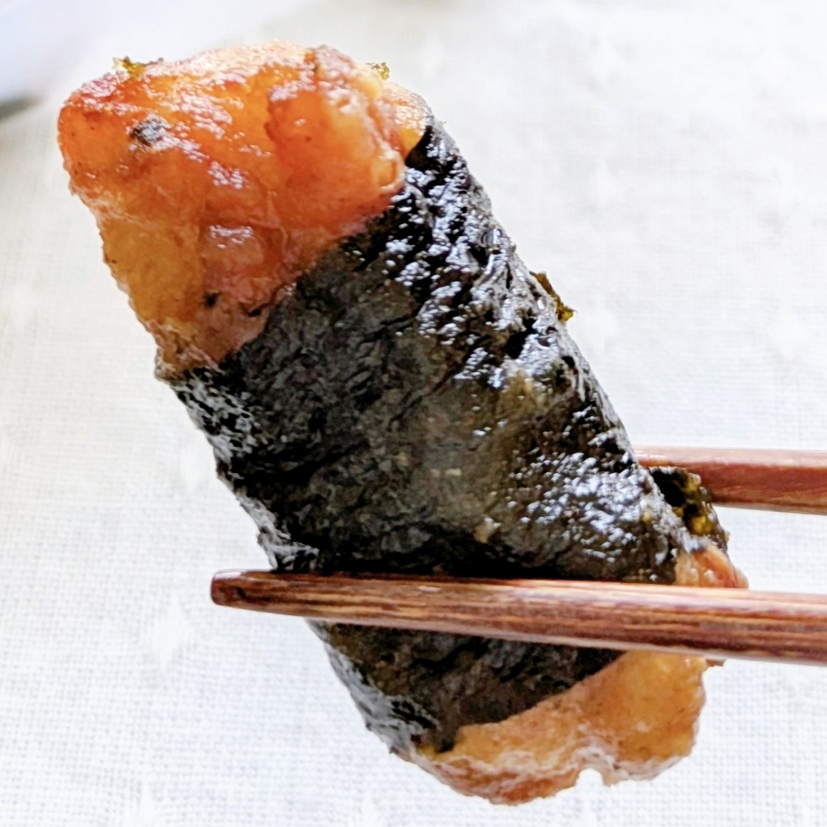 セブンイレブンの「海苔巻きチキン 120g」