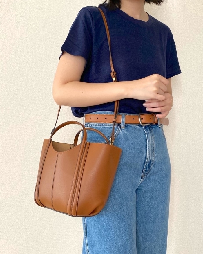 ZARAの「ステッチミニシティバッグ」