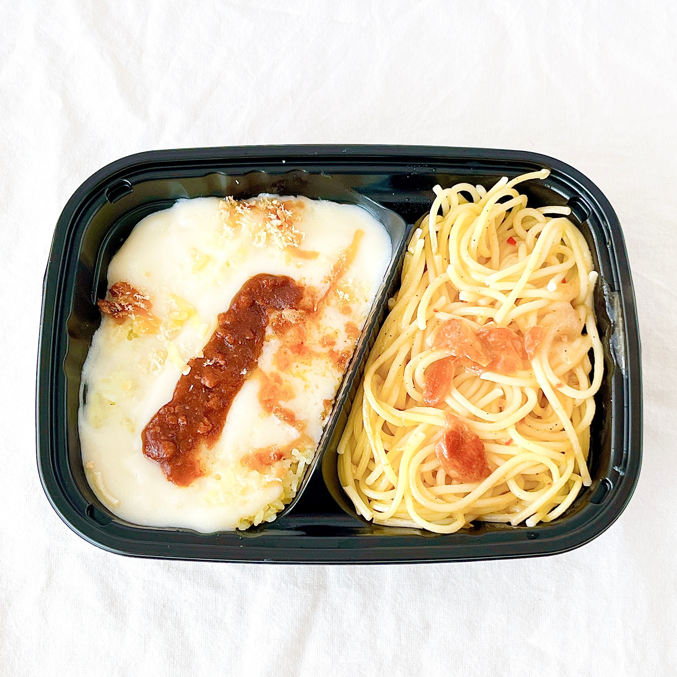 セブン-イレブンの「7P ミートドリア&ペペロンチーノ」