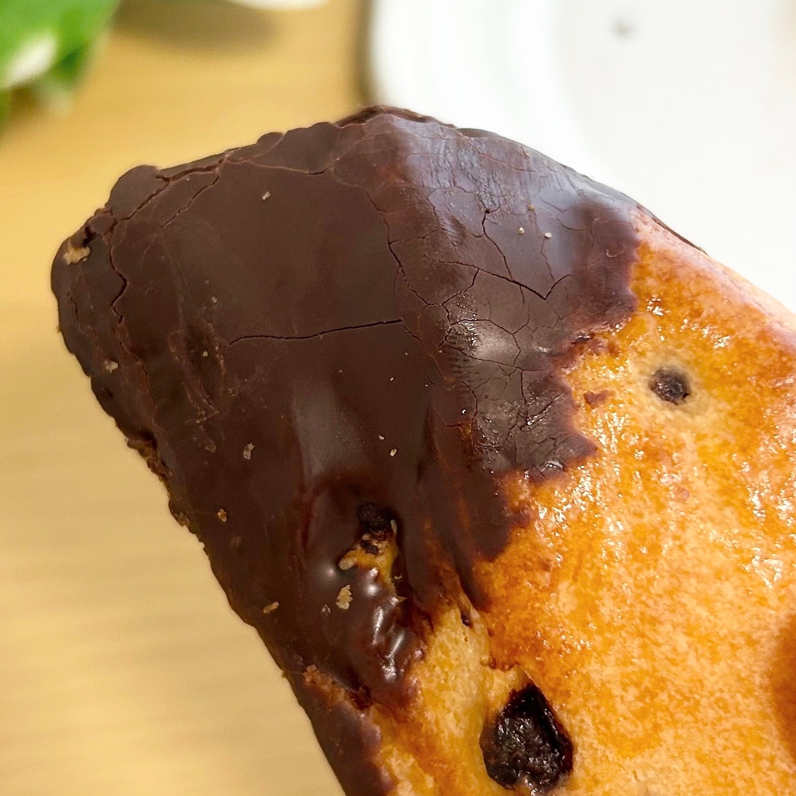 FamilyMart(ファミリーマート)の「生スコーンクロワッサン(チョコクリーム)」