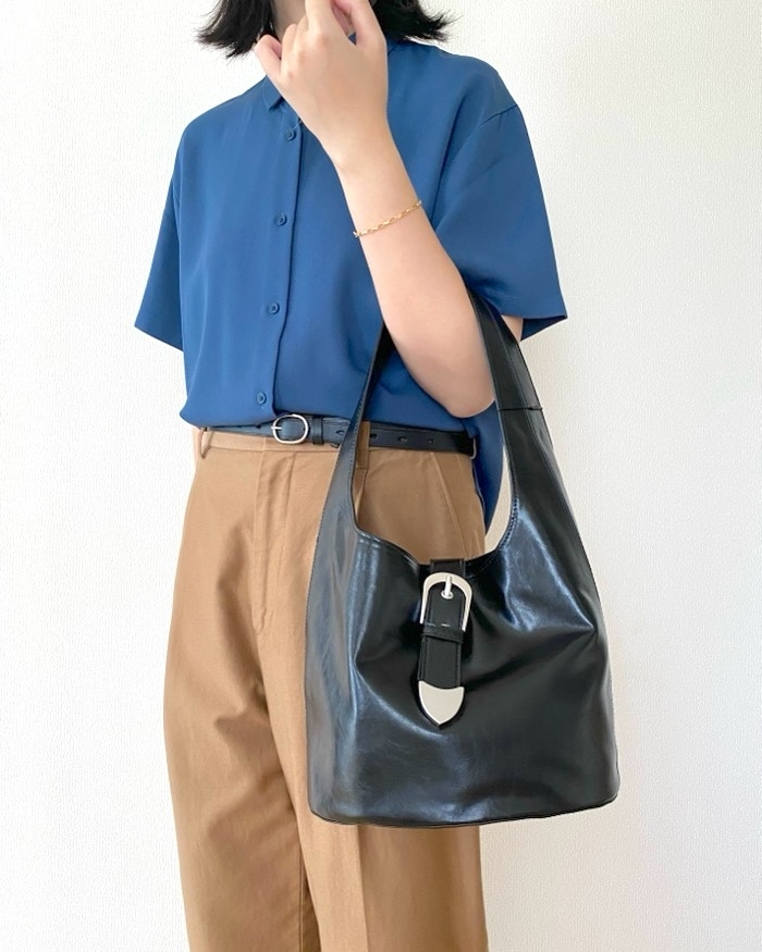 国内発送★ZARA★バックルロック*バケットバッグ ZARA】こういうのが1番使える!コンパクトなのに大容量な「高
