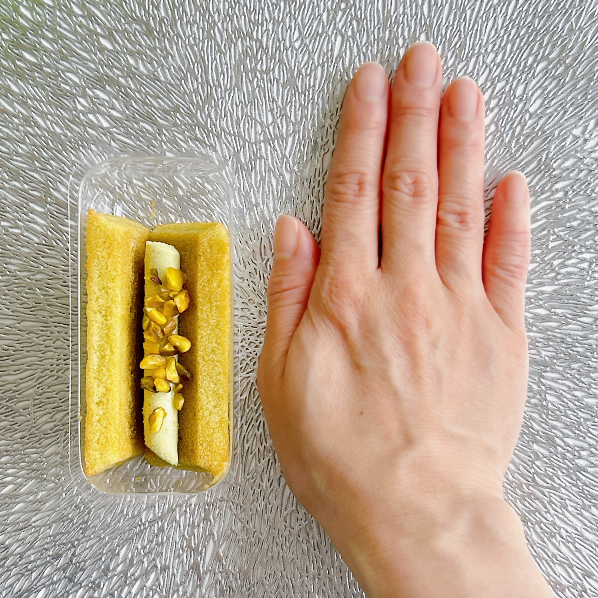 KALDI（カルディ）の「フィナンシェケーキ ピスタチオ 1p」