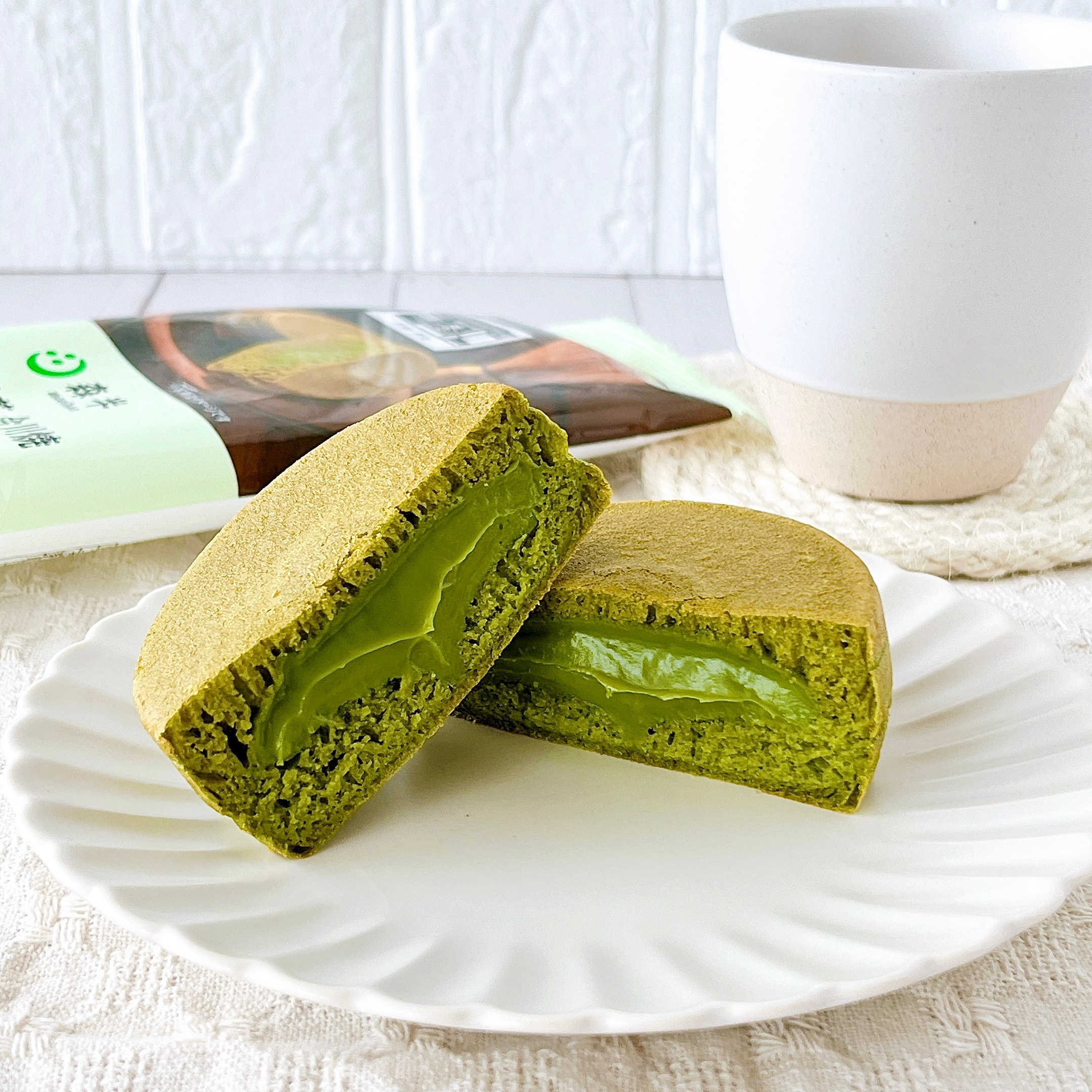 LAWSON(ローソン)の「森半 濃いお抹茶 今川焼」