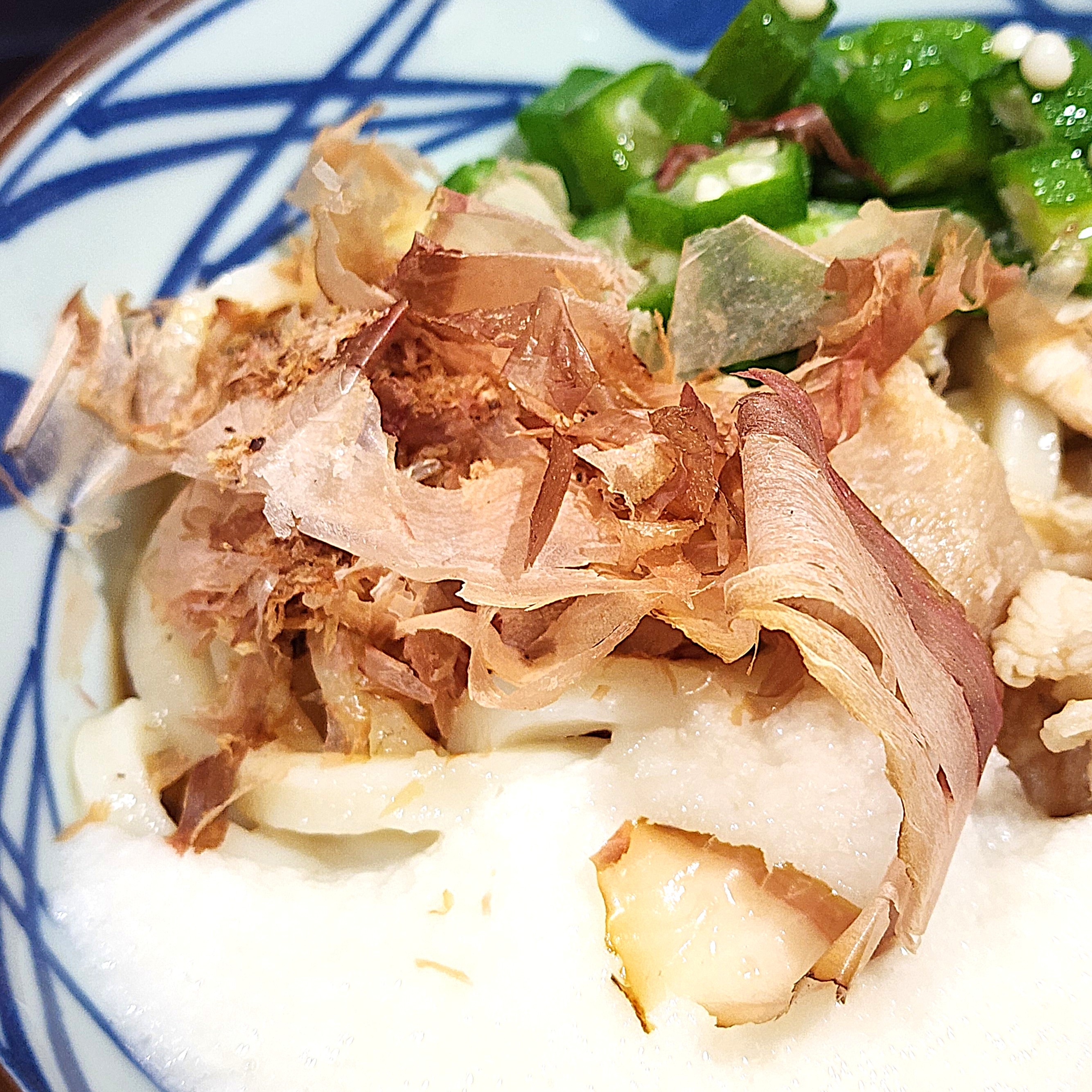 丸亀製麺「梅とろろ豚しゃぶぶっかけ」