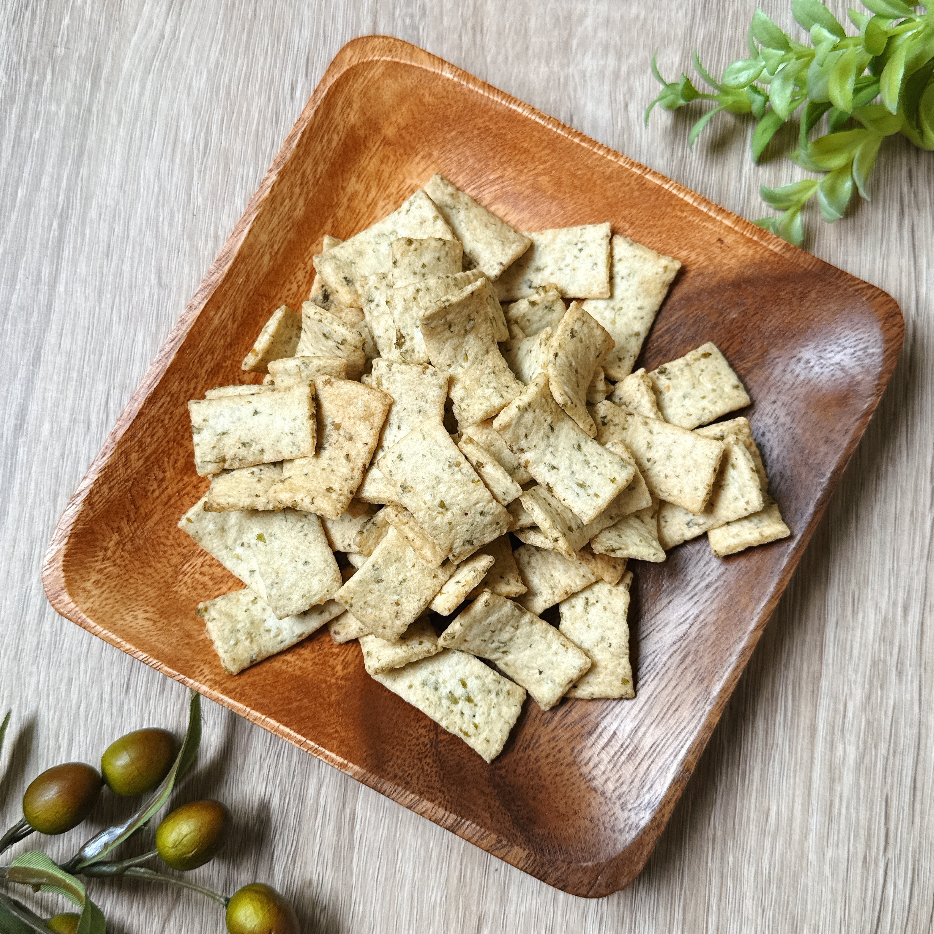 カルディ「お魚チップス あおさ味 40g」