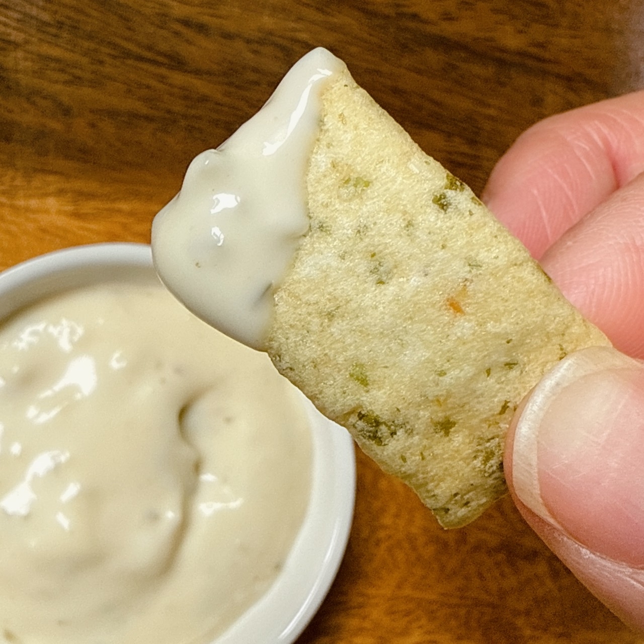 カルディ「お魚チップス あおさ味 40g」