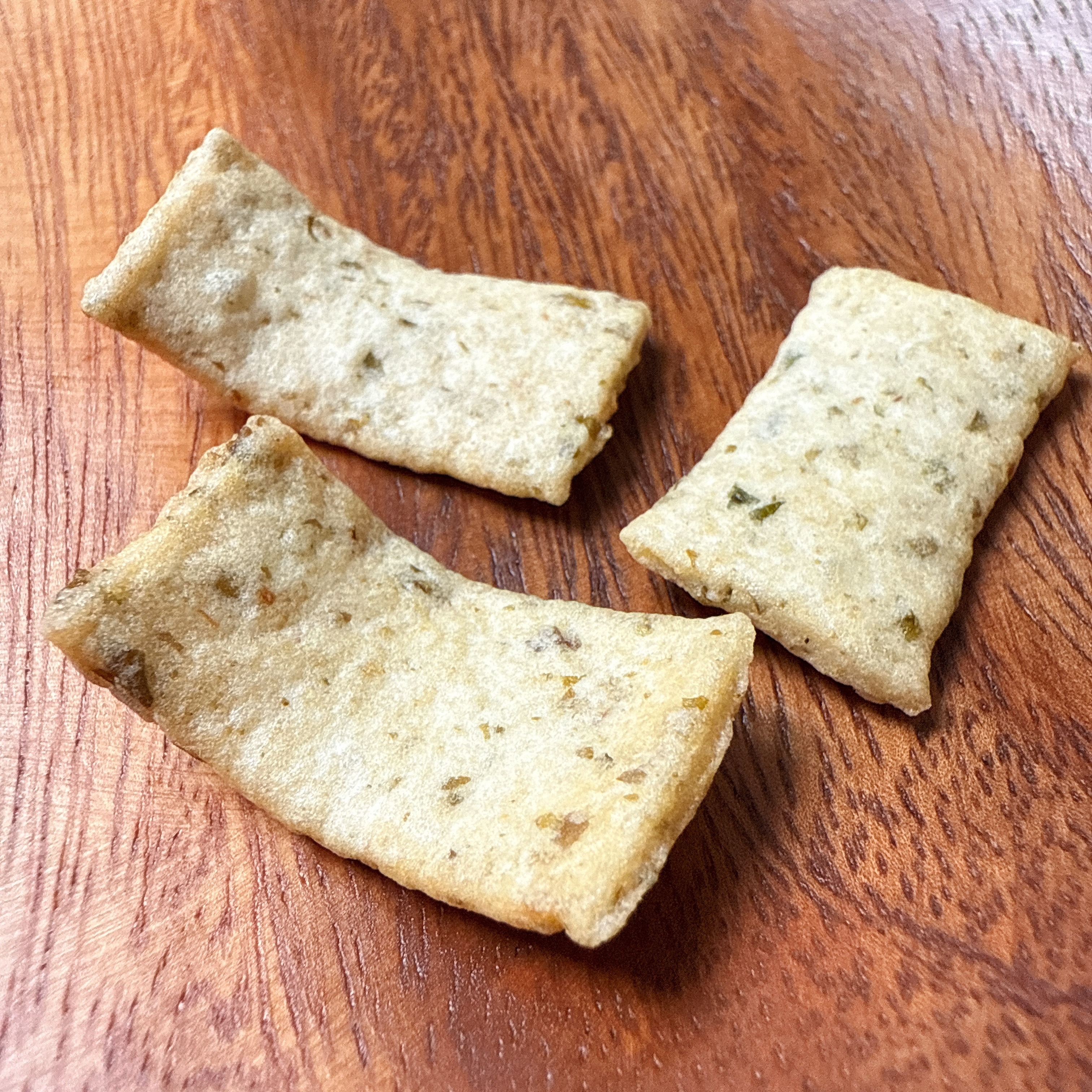 カルディ「お魚チップス あおさ味 40g」