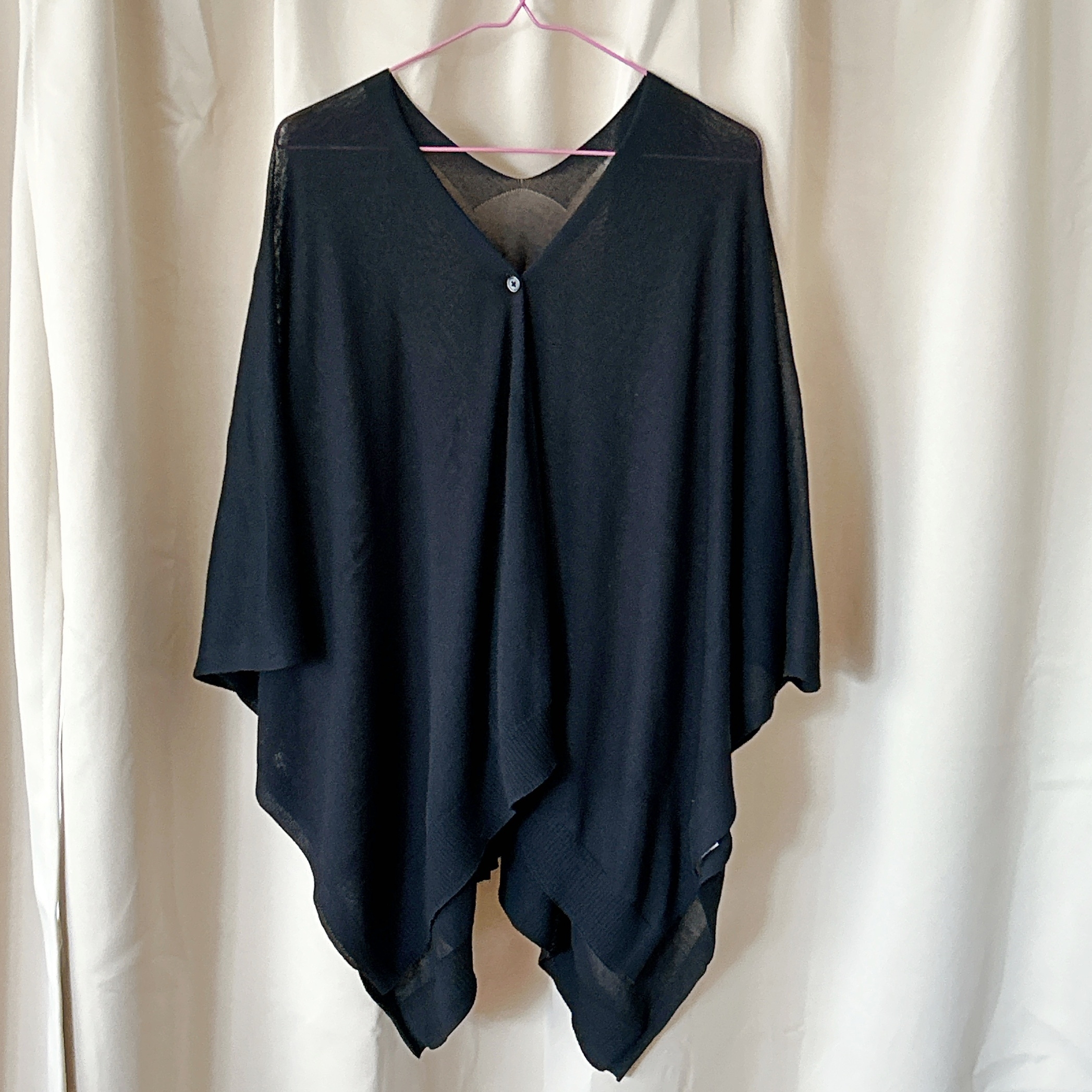 無印良品の「UVカット 強撚コットン ボレロ ボタン付き」