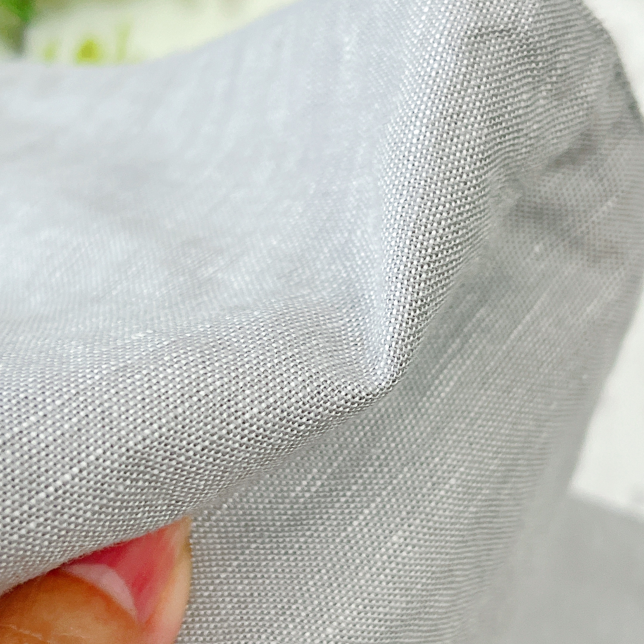 無印良品の「UVカット ヘンプコットン ポケット付きスカーフ」