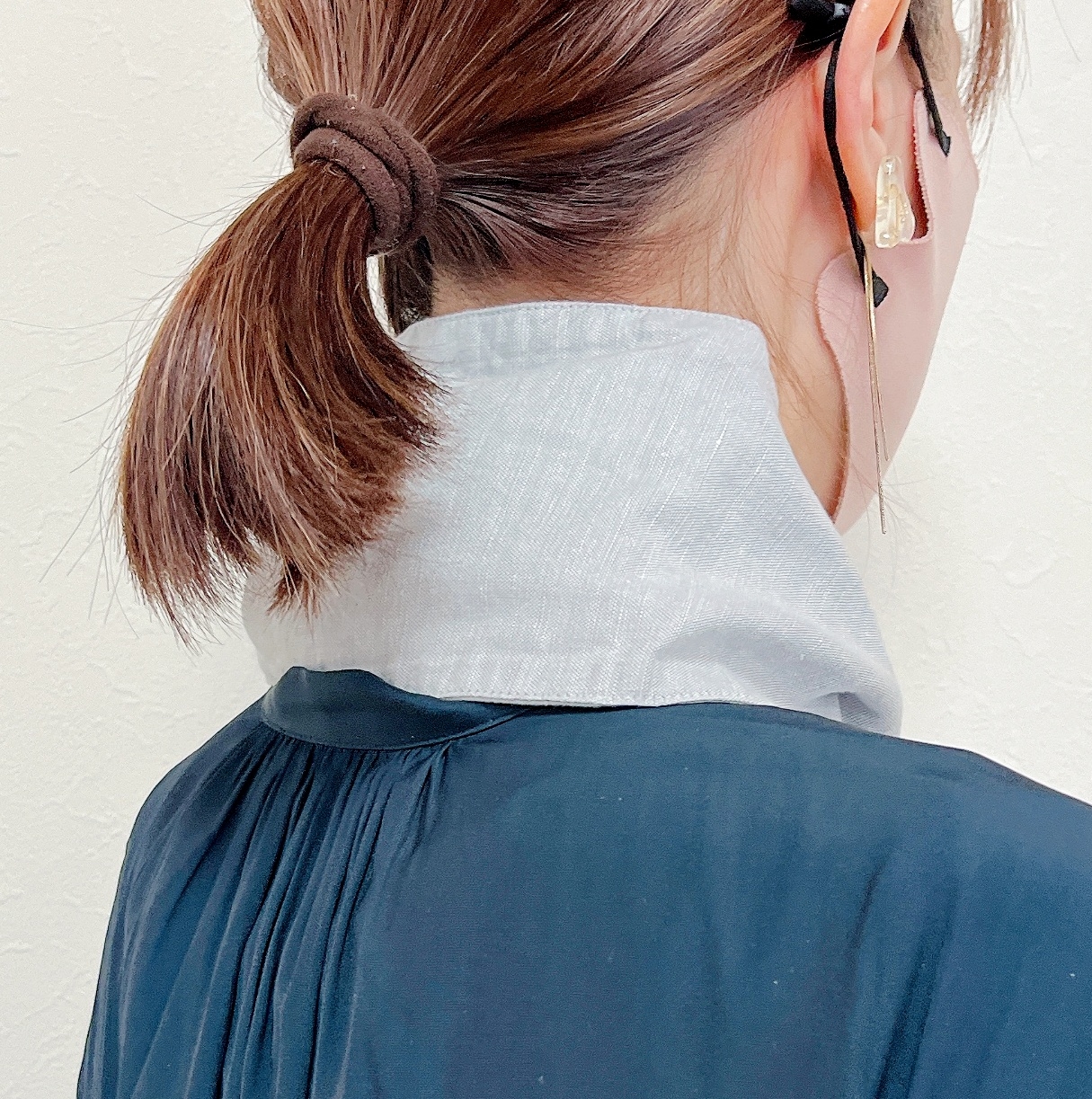 無印良品の「UVカット ヘンプコットン ポケット付きスカーフ」