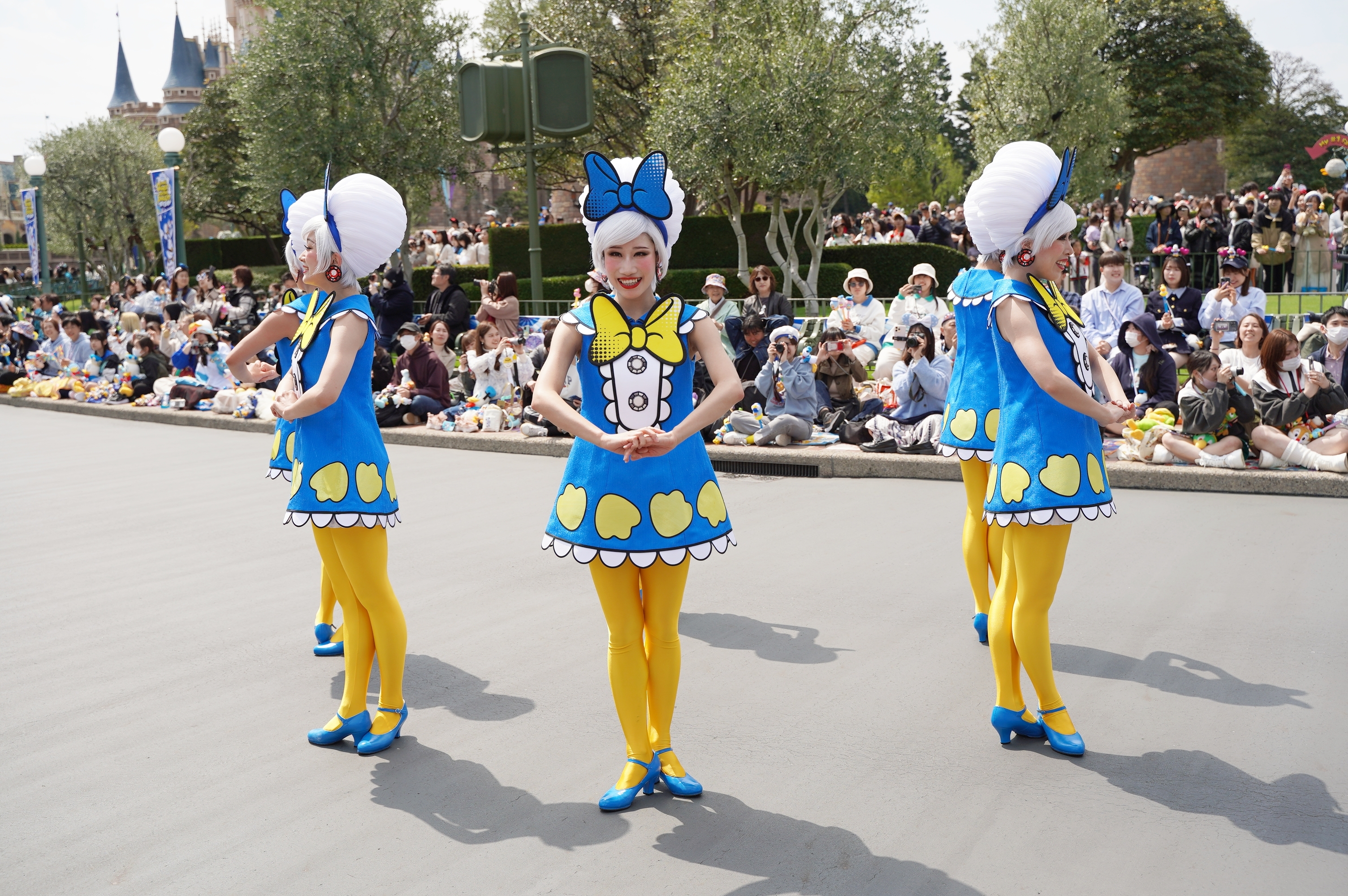 ディズニーランド「クワッキーセレブレーション ドナルド・ザ・レジェンド!」