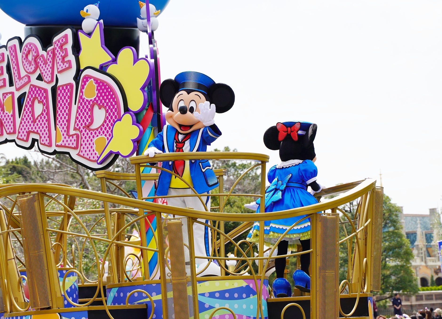 ディズニーランド「クワッキーセレブレーション ドナルド・ザ・レジェンド!」