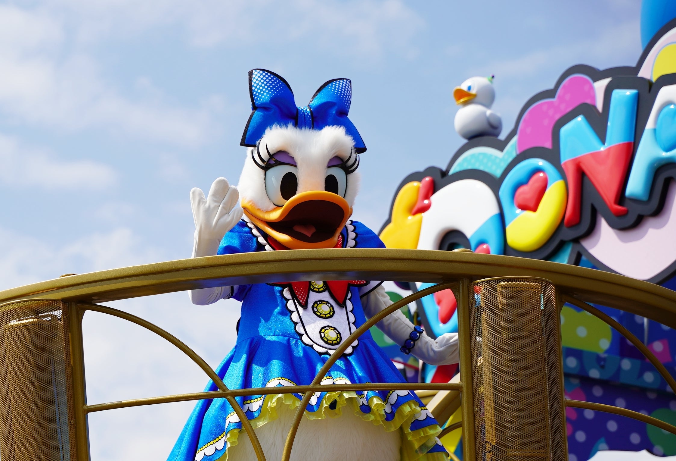 ディズニーランド「クワッキーセレブレーション ドナルド・ザ・レジェンド!」