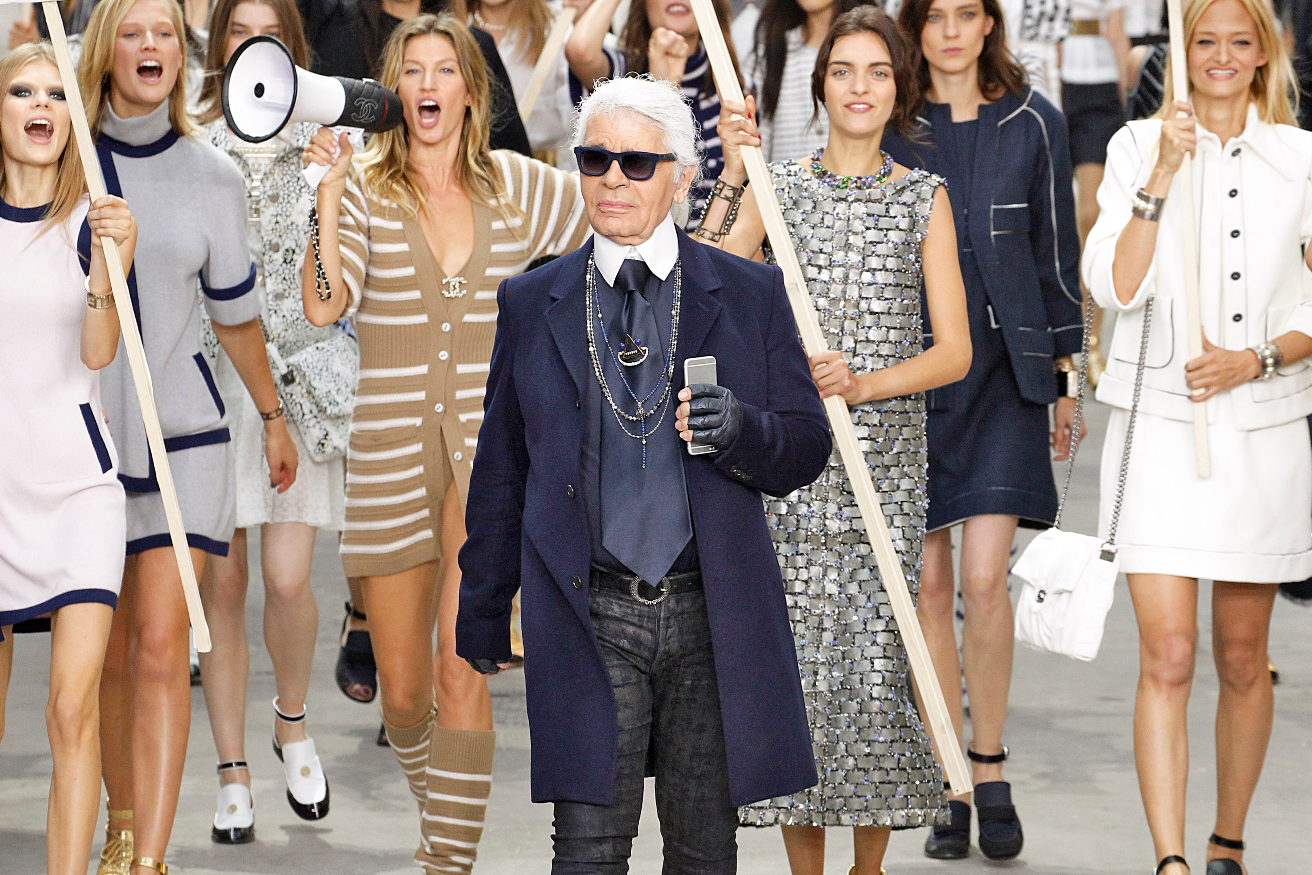 シンク・ビー 高級感 セレブ