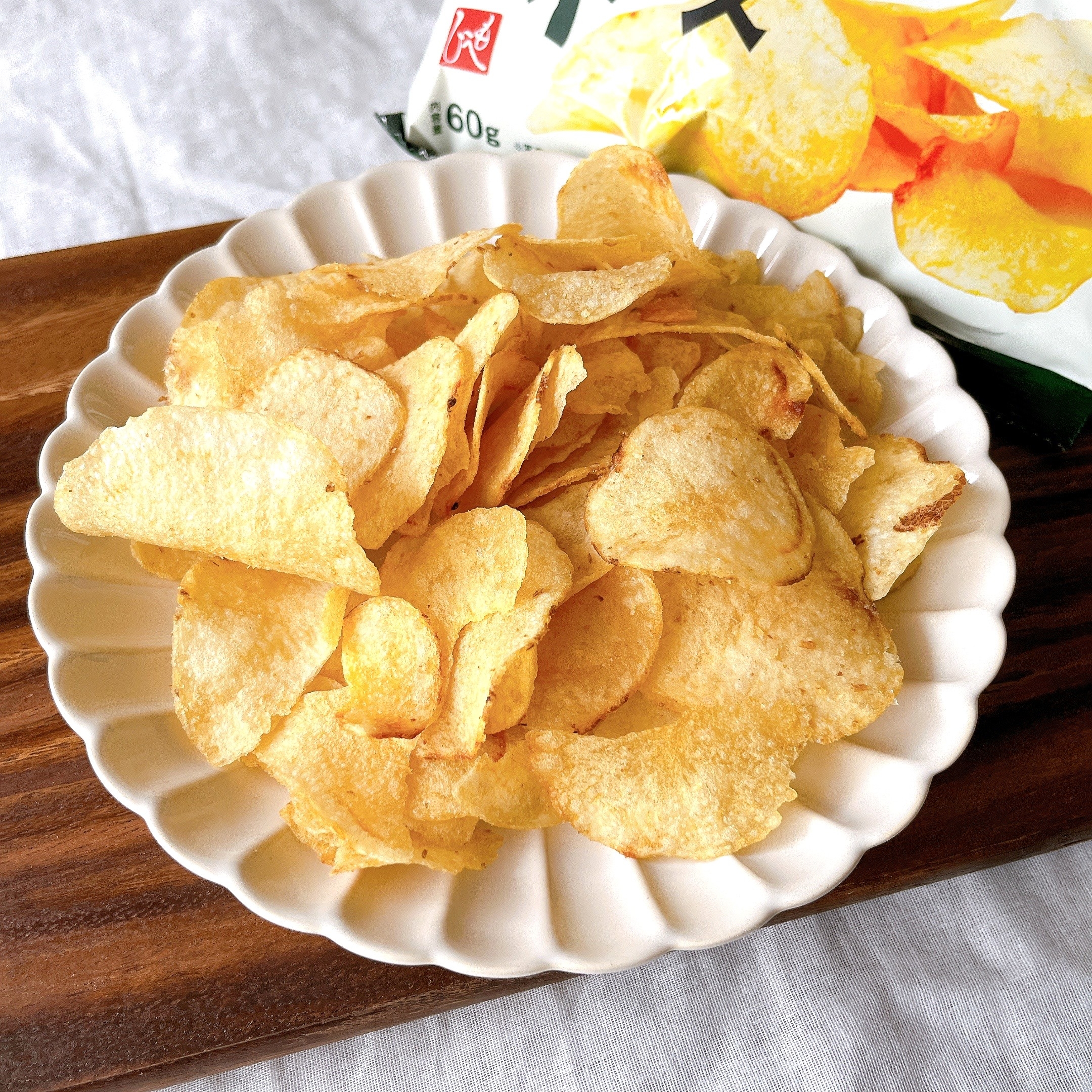 カルディの「北海道でつくったポテトチップス 山わさび味」