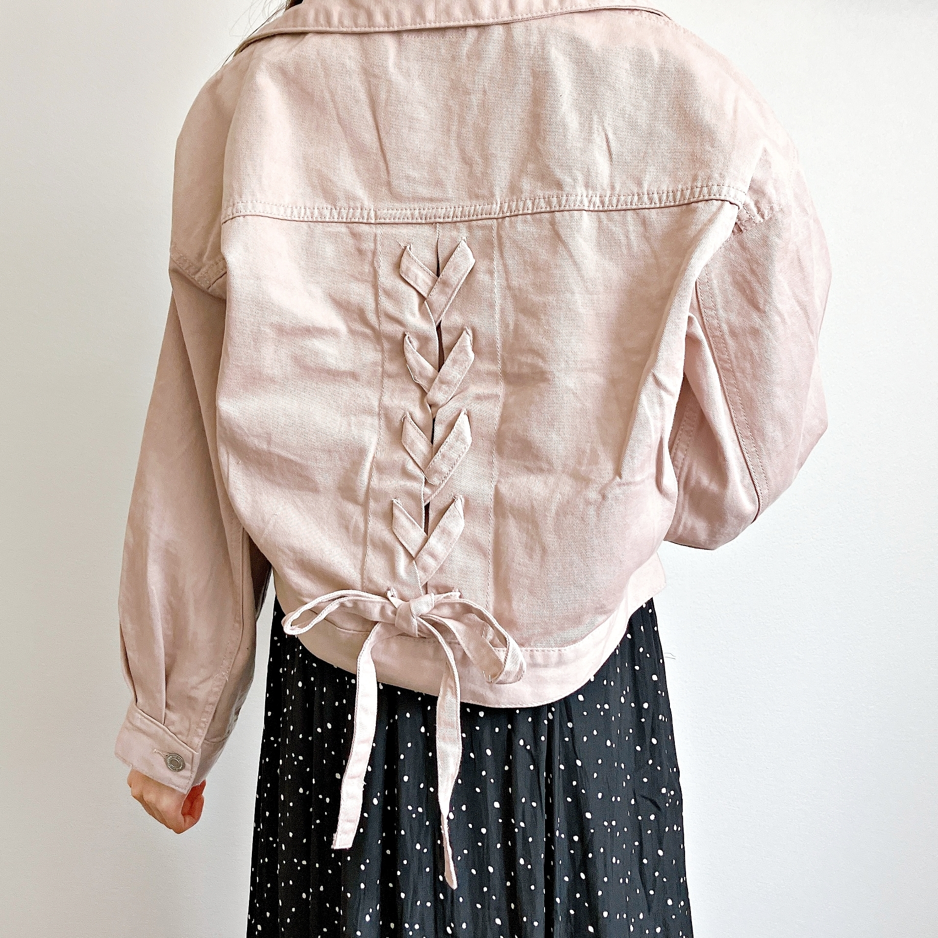 Honeys（ハニーズ）の「レースアップGジャン」