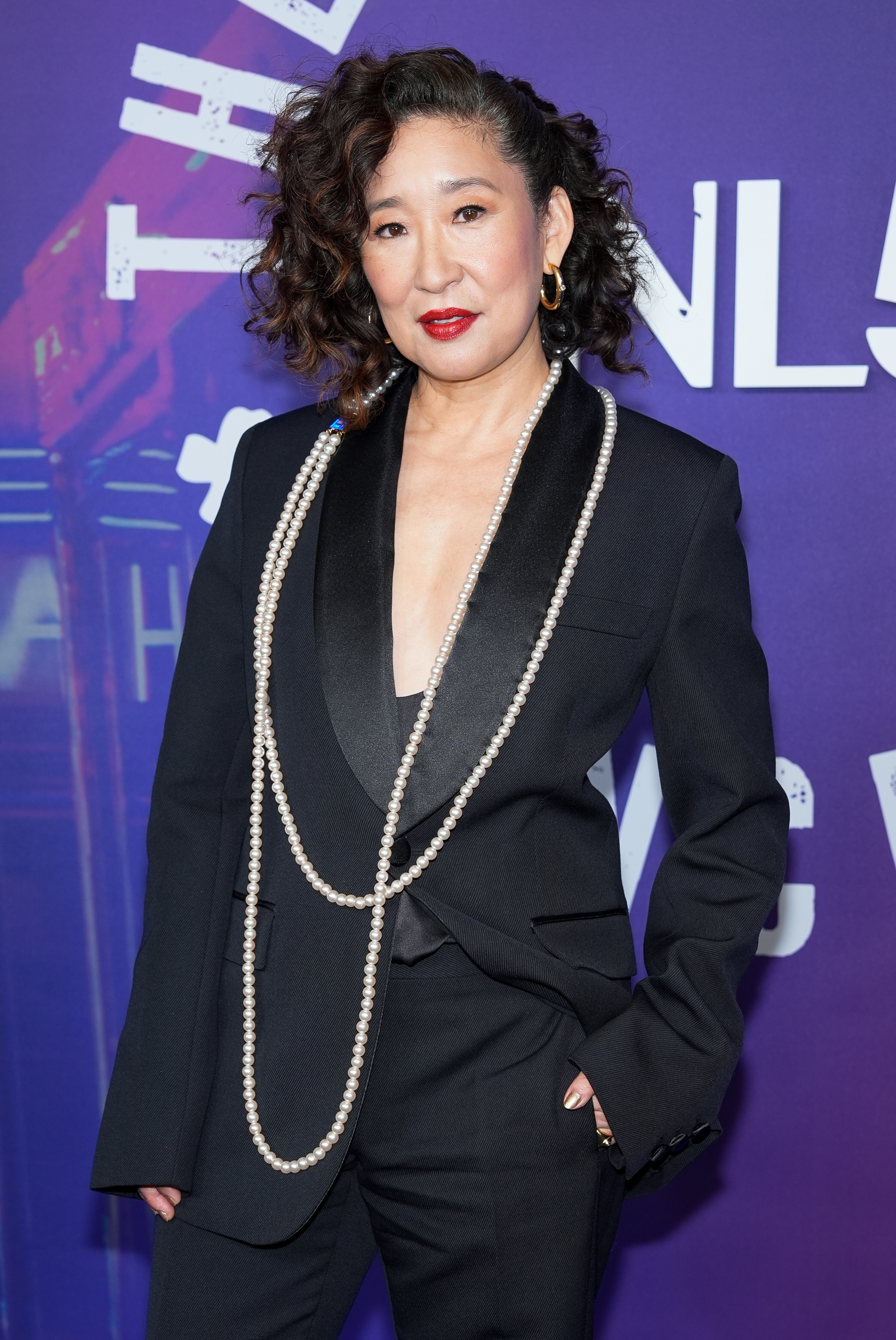 Sandra Oh on the red carpet.