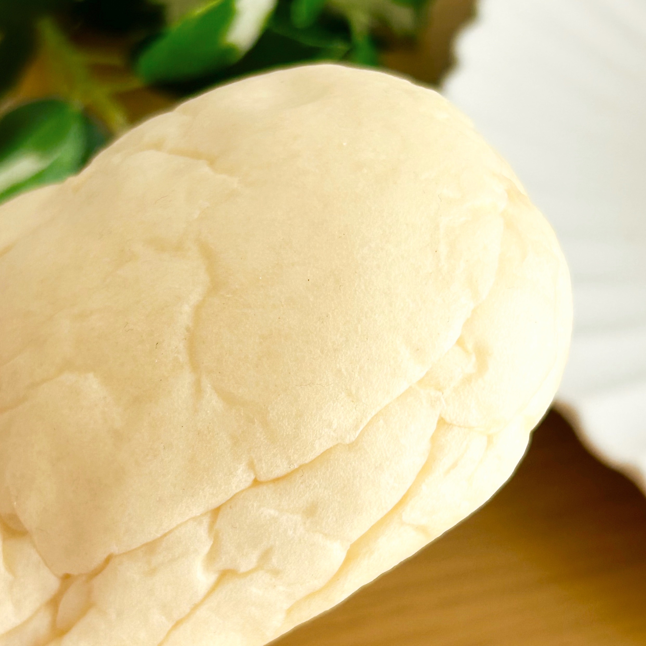 FamilyMart（ファミリーマート）の「白生コッペパン（ダブルカフェラテ）」