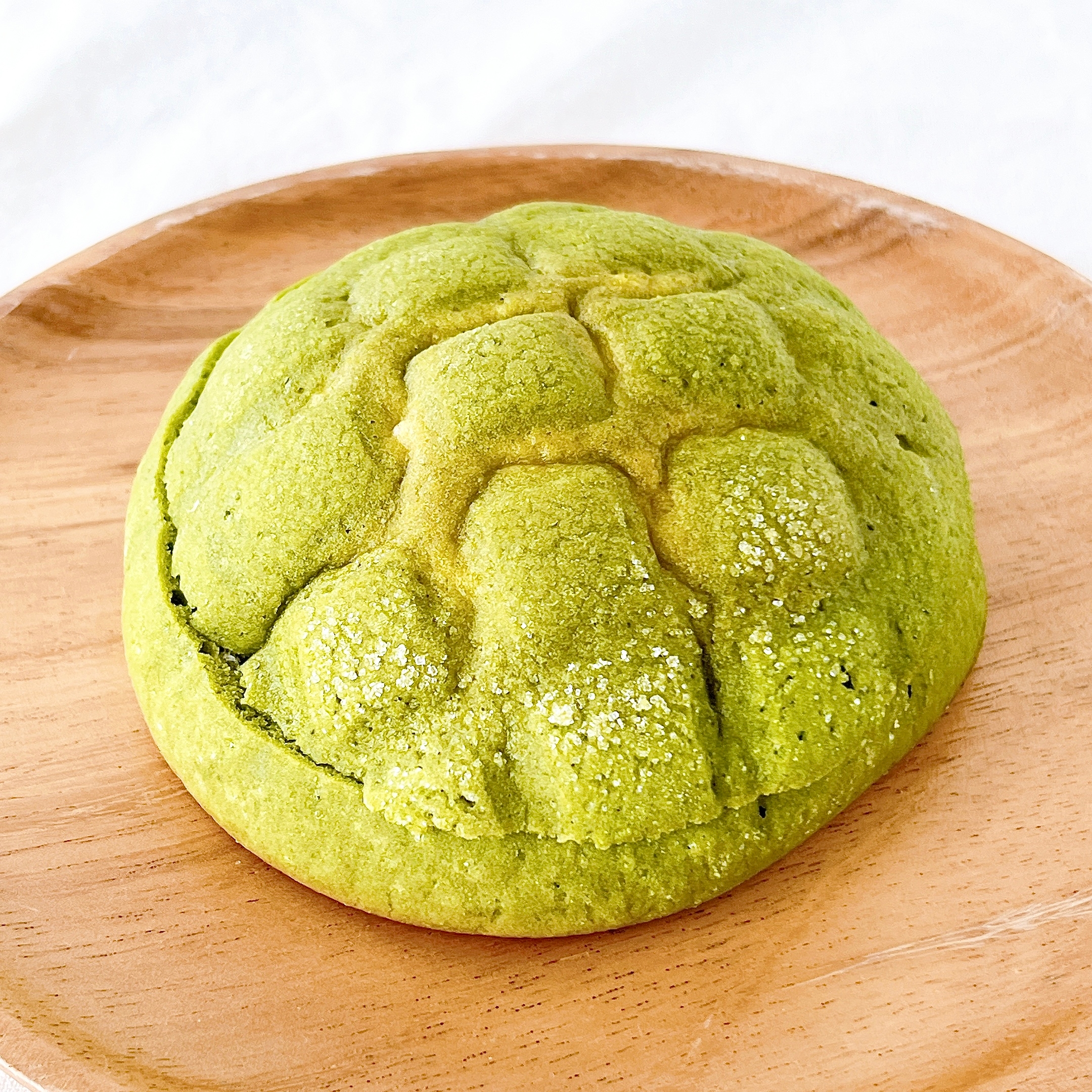 LAWSON(ローソン)の「森半 お抹茶&あんこメロンパン」