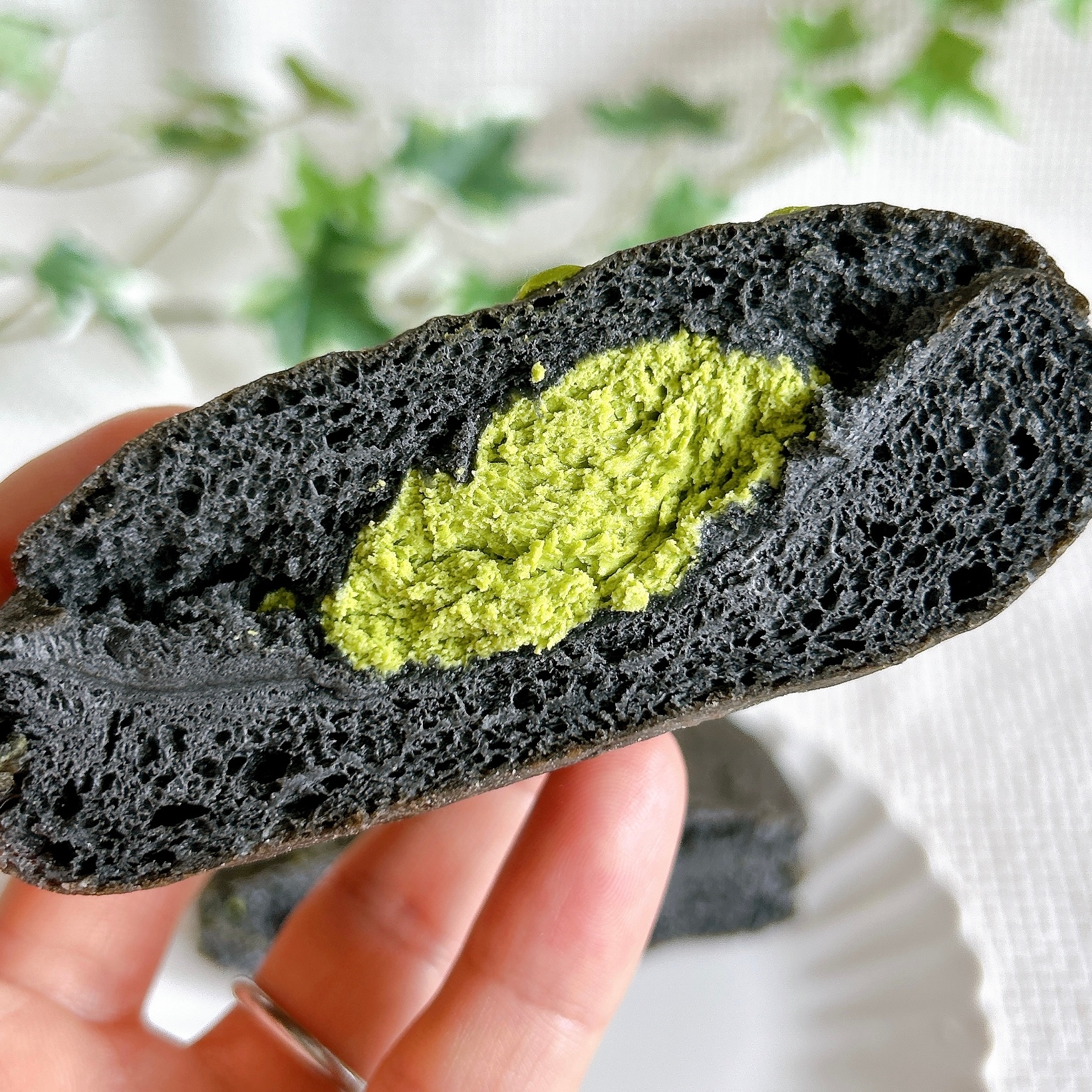 セブン-イレブン「抹茶みるくのホイップドーナツ」