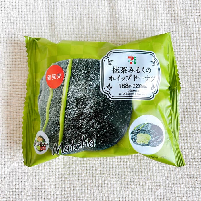 セブン-イレブン「抹茶みるくのホイップドーナツ」