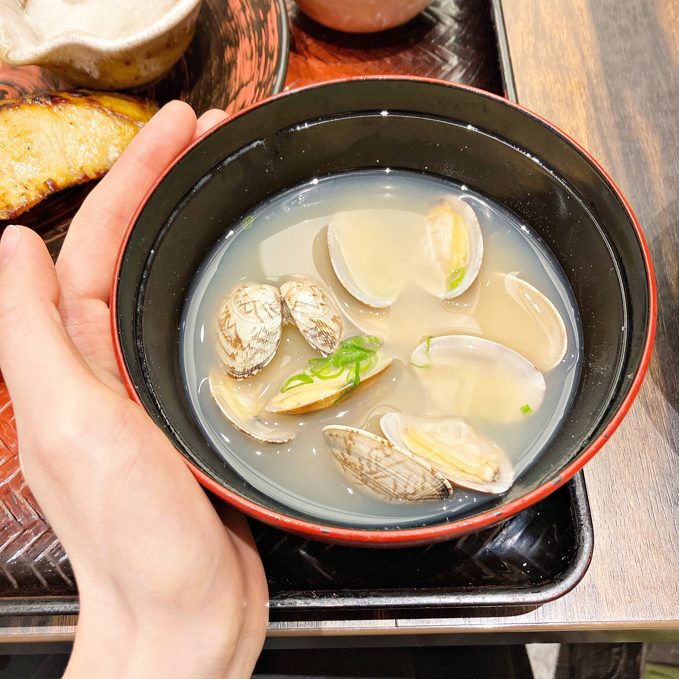 大戸屋の「鰆の西京焼き 菜の花からし和え添え」
