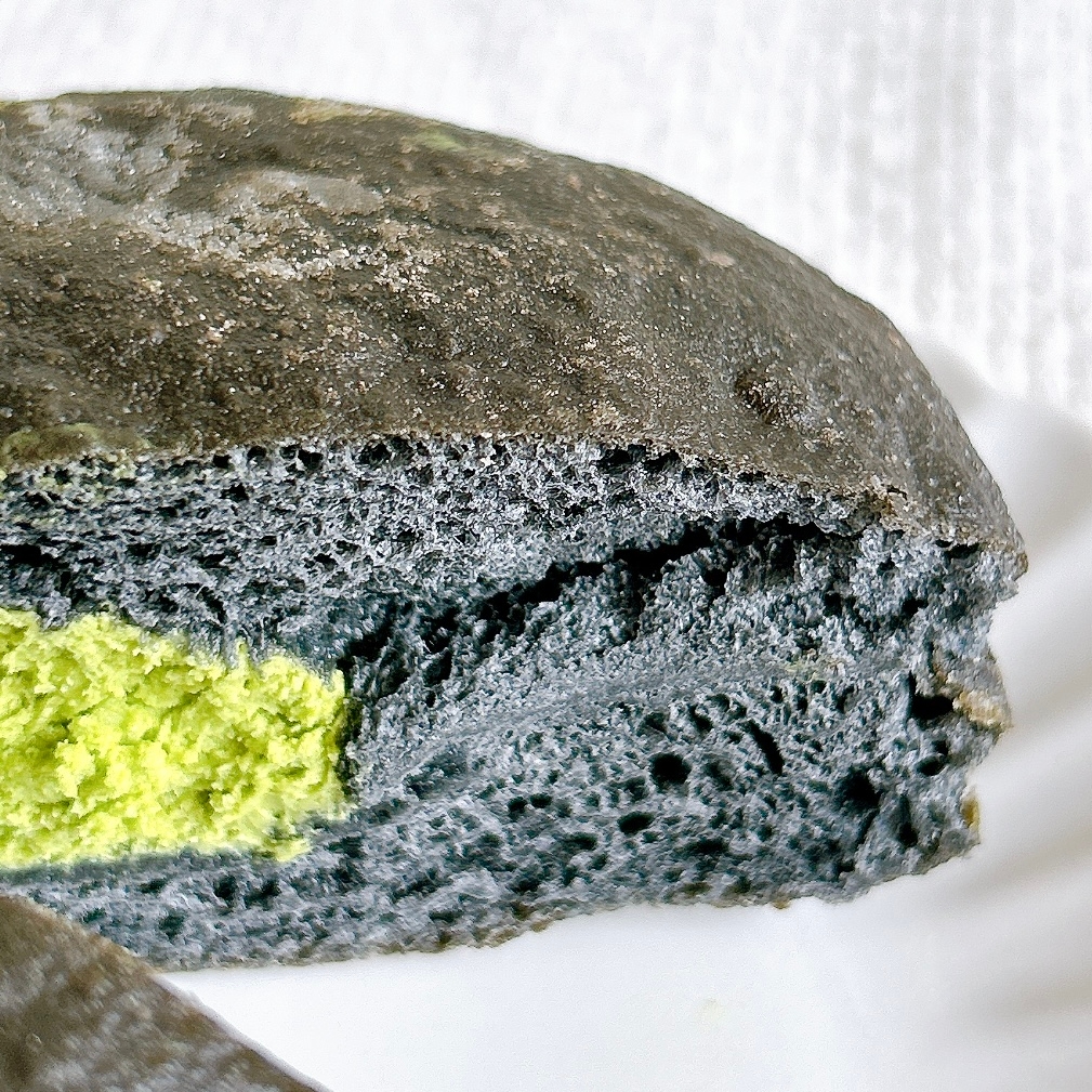 セブン-イレブン「抹茶みるくのホイップドーナツ」