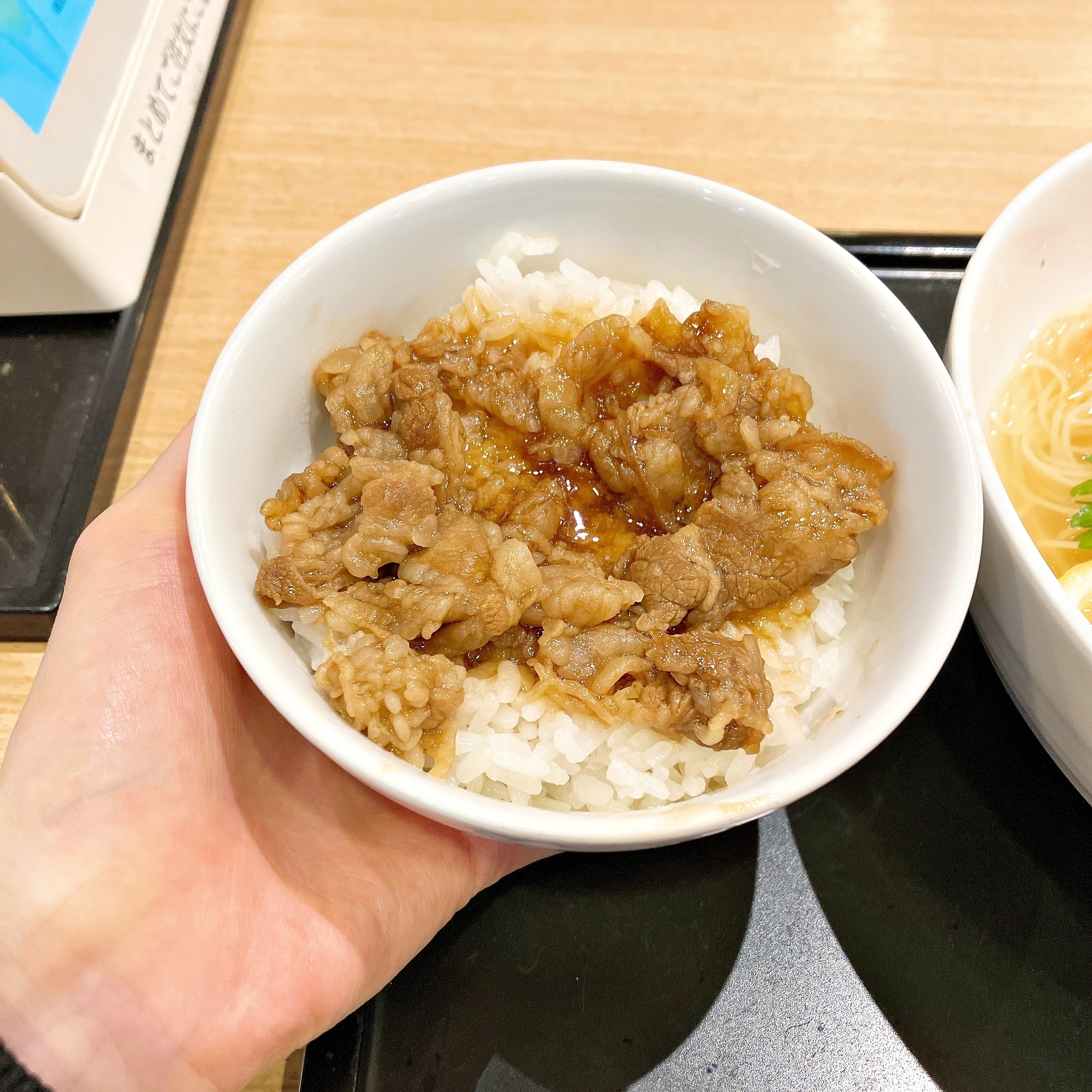 デニーズの「冷麺風涼み麺とミニ牛カルビ丼」