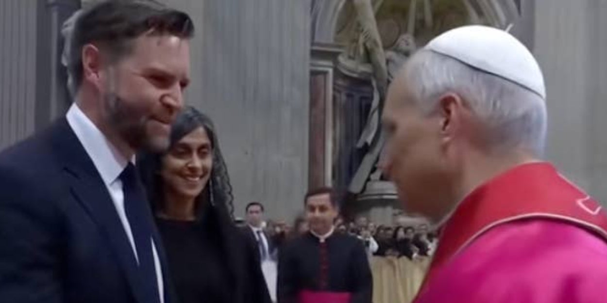 People Have A LOT To Say About This Interaction Between JD Vance And The New Pope