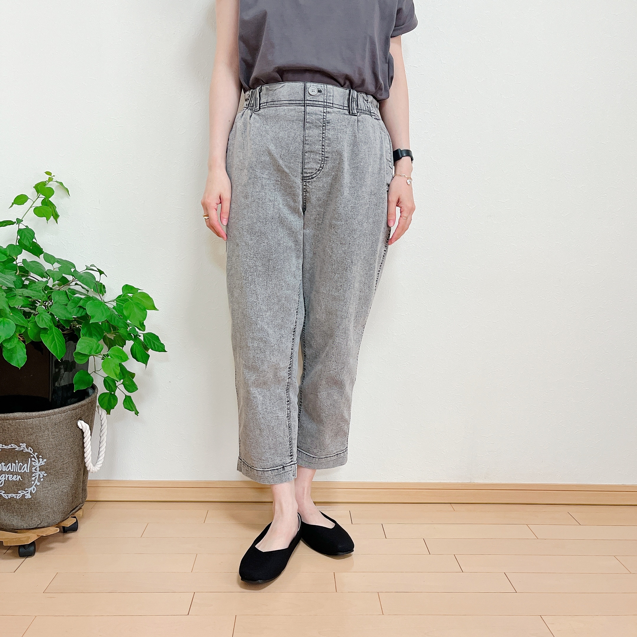 ニコアンドの『スウェットみたいなパンツ』が楽ちんすぎて手放せ