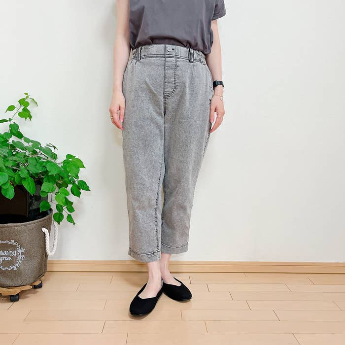 niko and…(ニコアンド)の「ストレッチテーパードパンツ2」