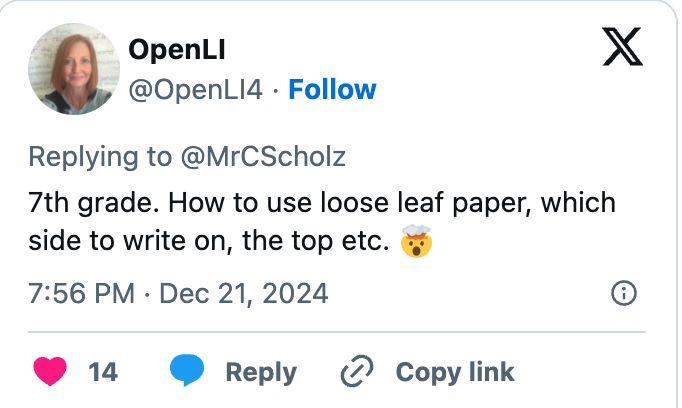 Tweet reply discussing basics of using loose leaf paper, covering writing sides and top alignment