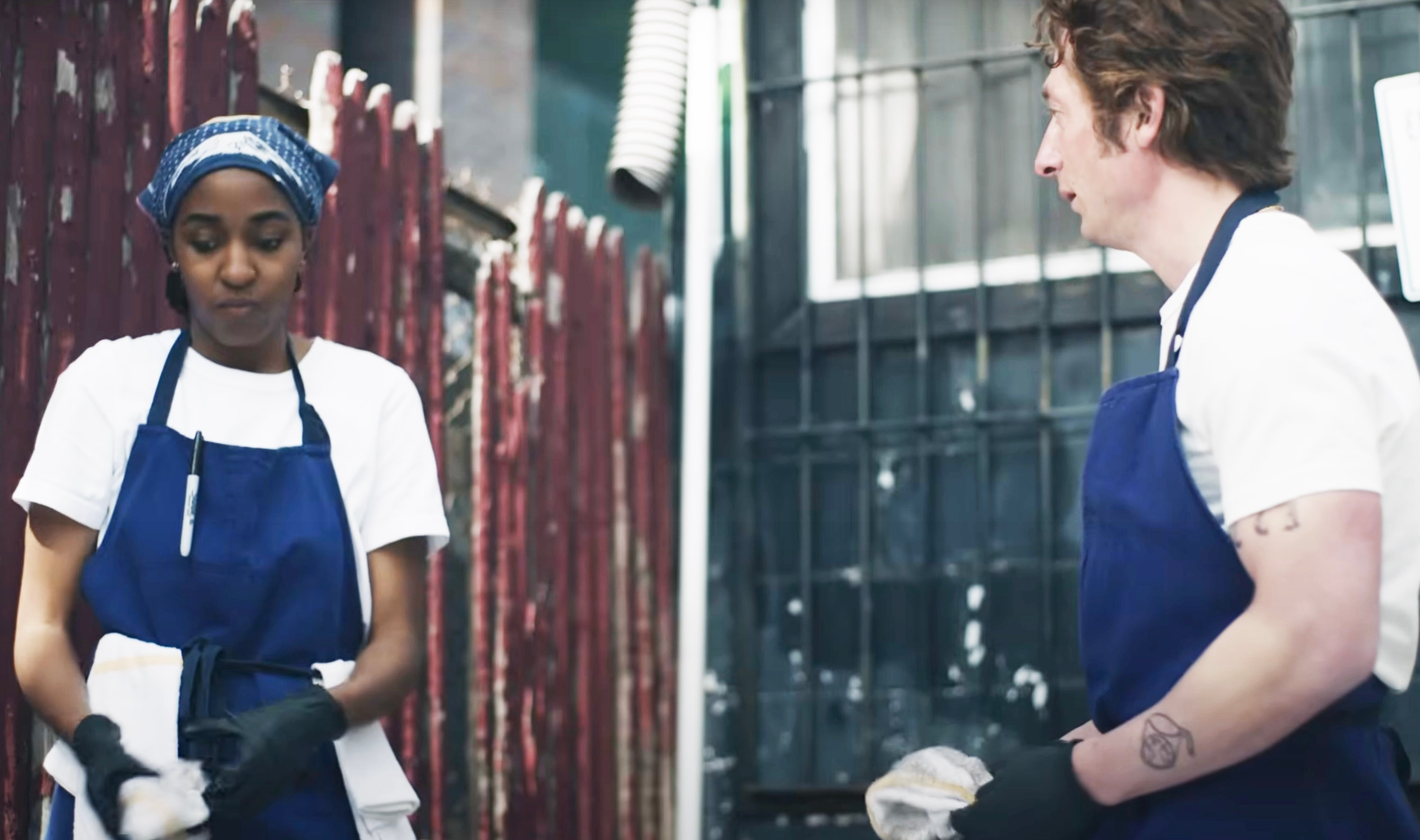 Carmy and Syd talking outside