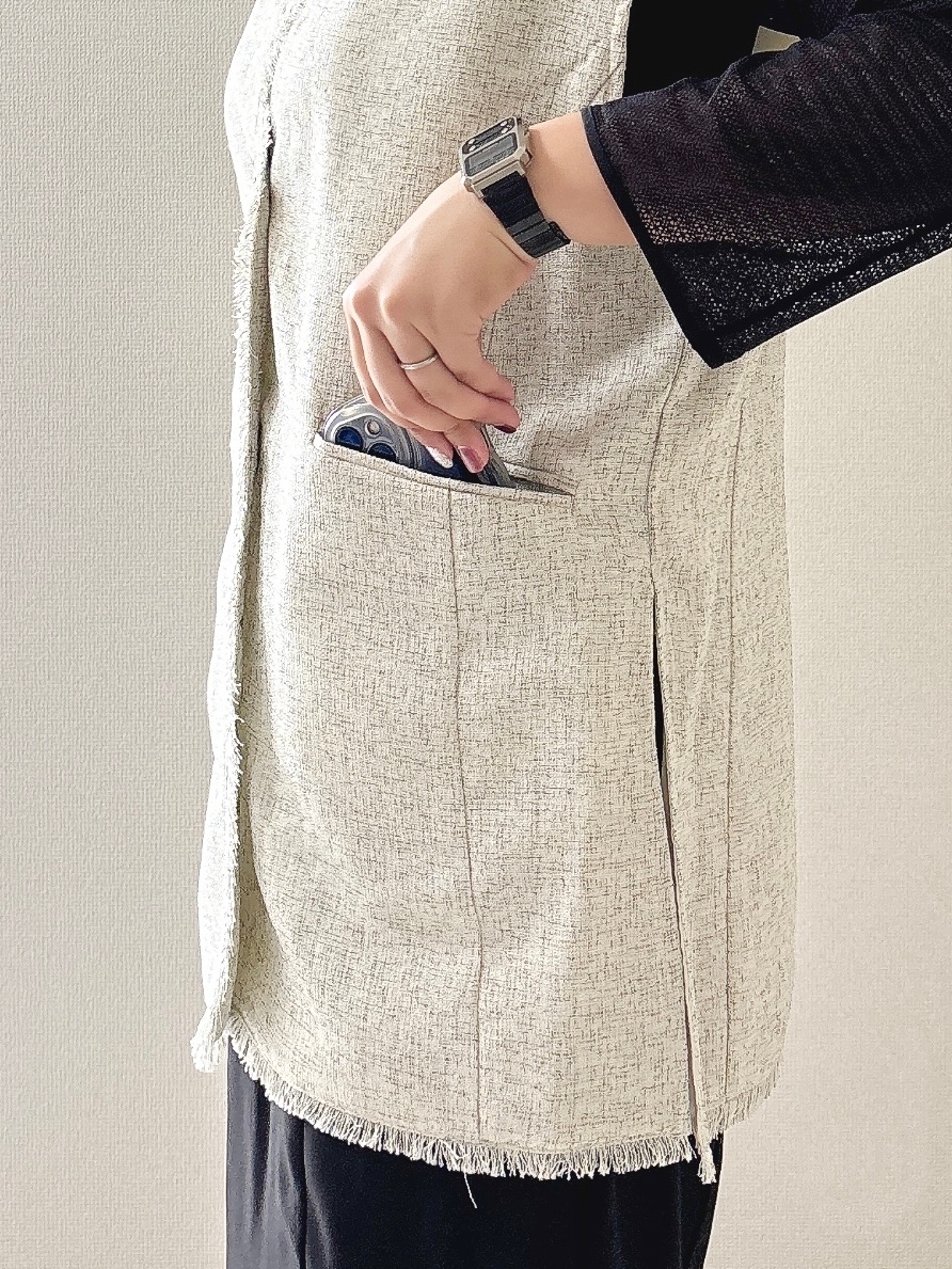 lawgy(ラウジー)で見つけた「メランジミックスフリンジベスト」