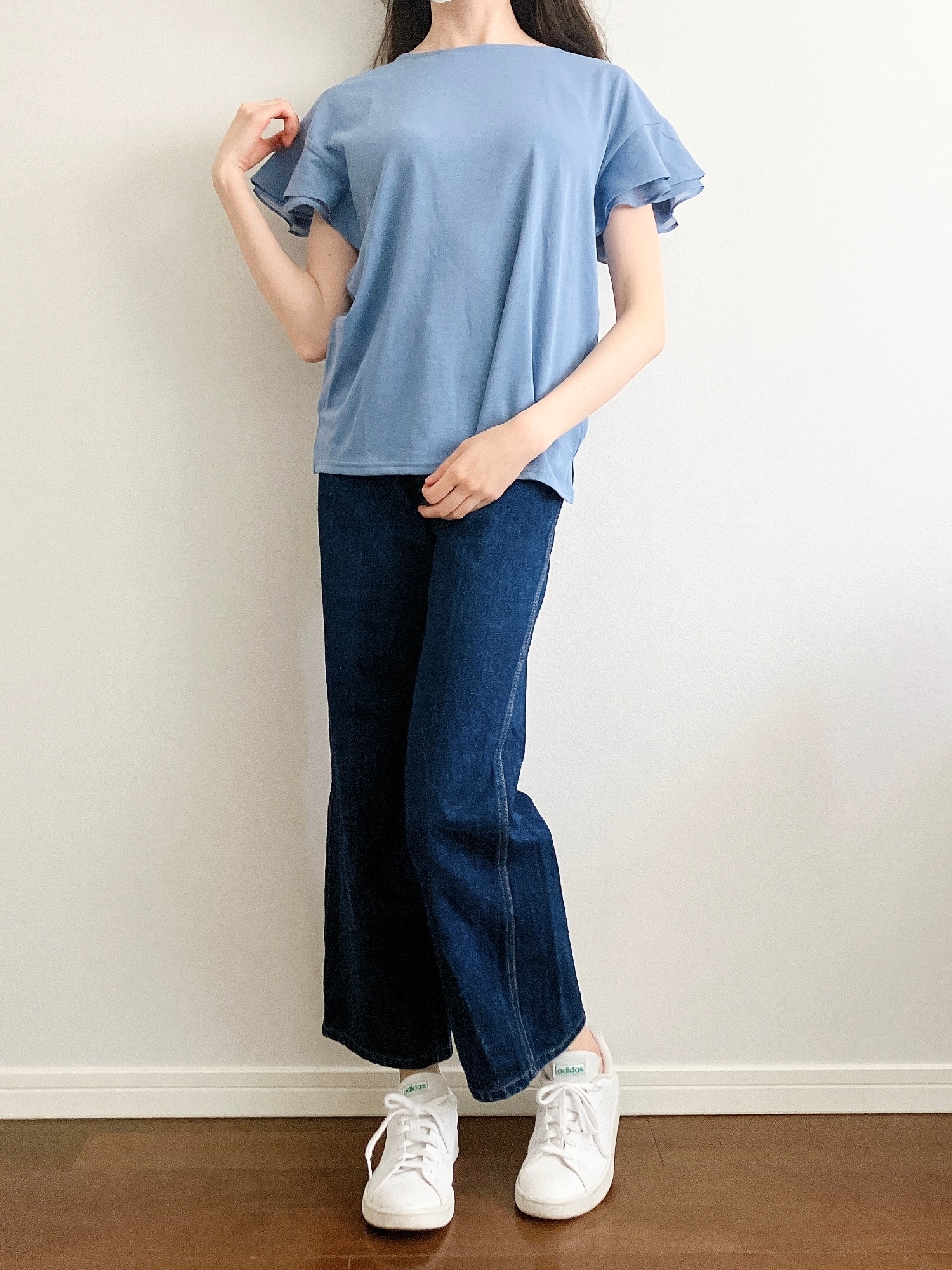 Honeys(ハニーズ)の「フリル袖Tシャツ」