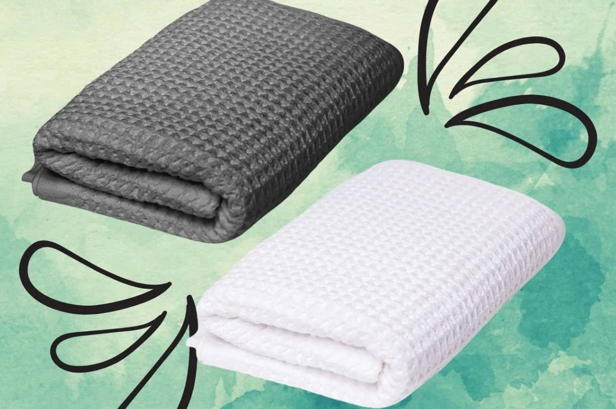 Dermatologists Revealed How Germy Towels Are — And You May Want To Try These Antimicrobial Ones Instead