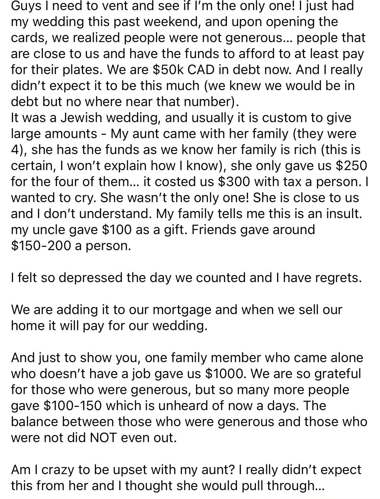 A woman smiling, holding cash. Text summarizing her disappointment with low wedding gifts and an aunt's intention to lend $100 to guests